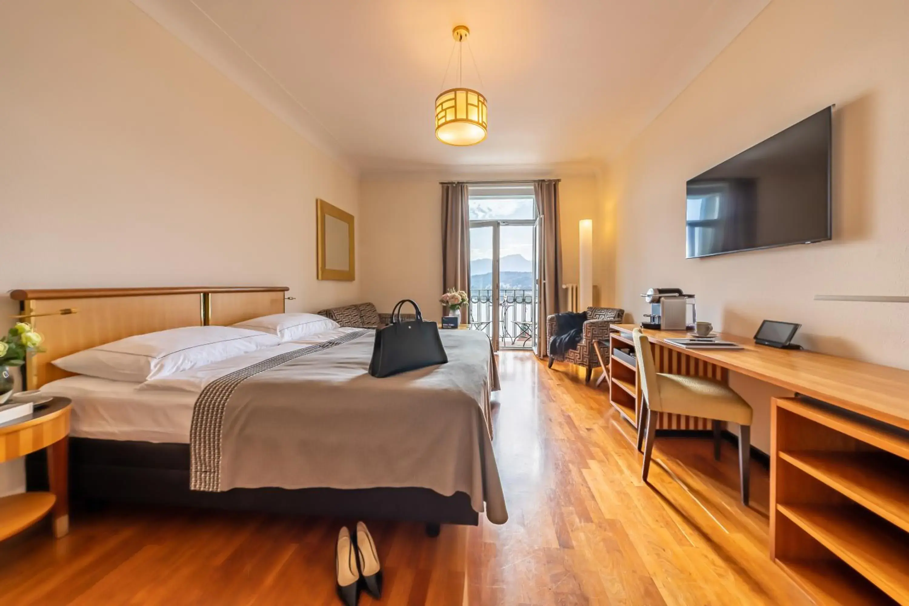 Bedroom, Bed in Art Deco Hotel Montana Luzern Bedroom, Bed in Art Deco Hotel Montana Luzern