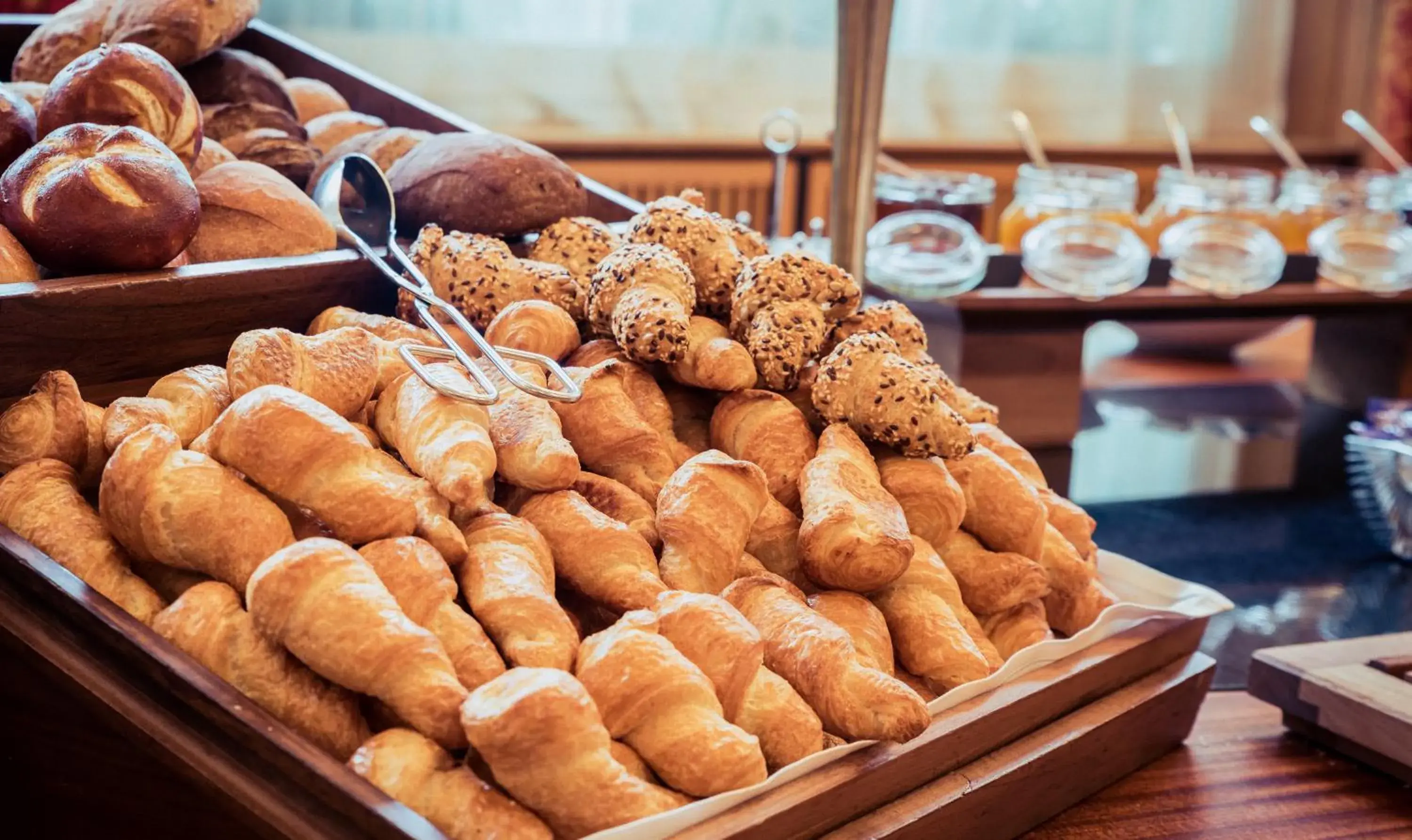 Buffet breakfast in Art Deco Hotel Montana Luzern Buffet breakfast in Art Deco Hotel Montana Luzern