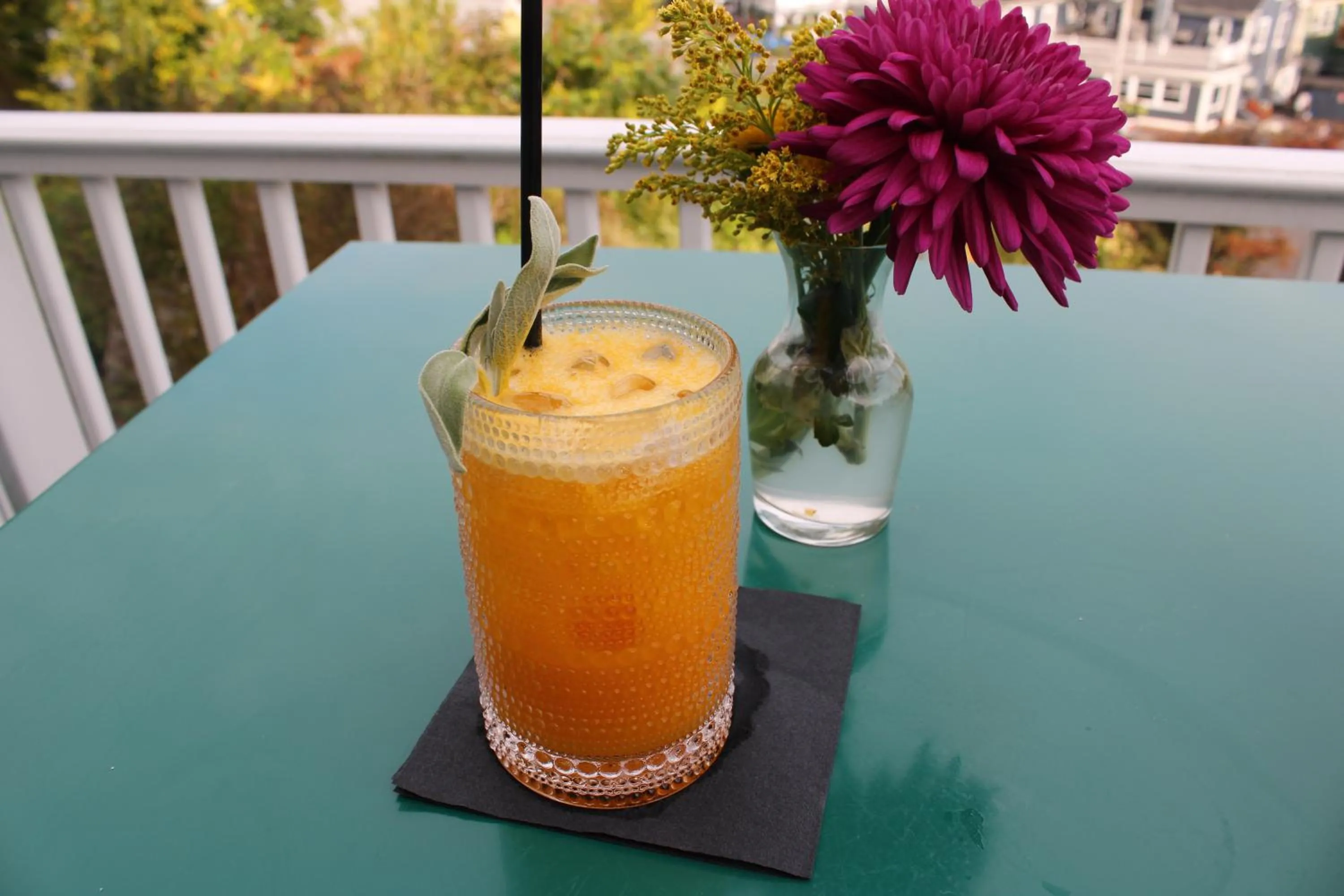 Restaurant/places to eat in The Trident Inn