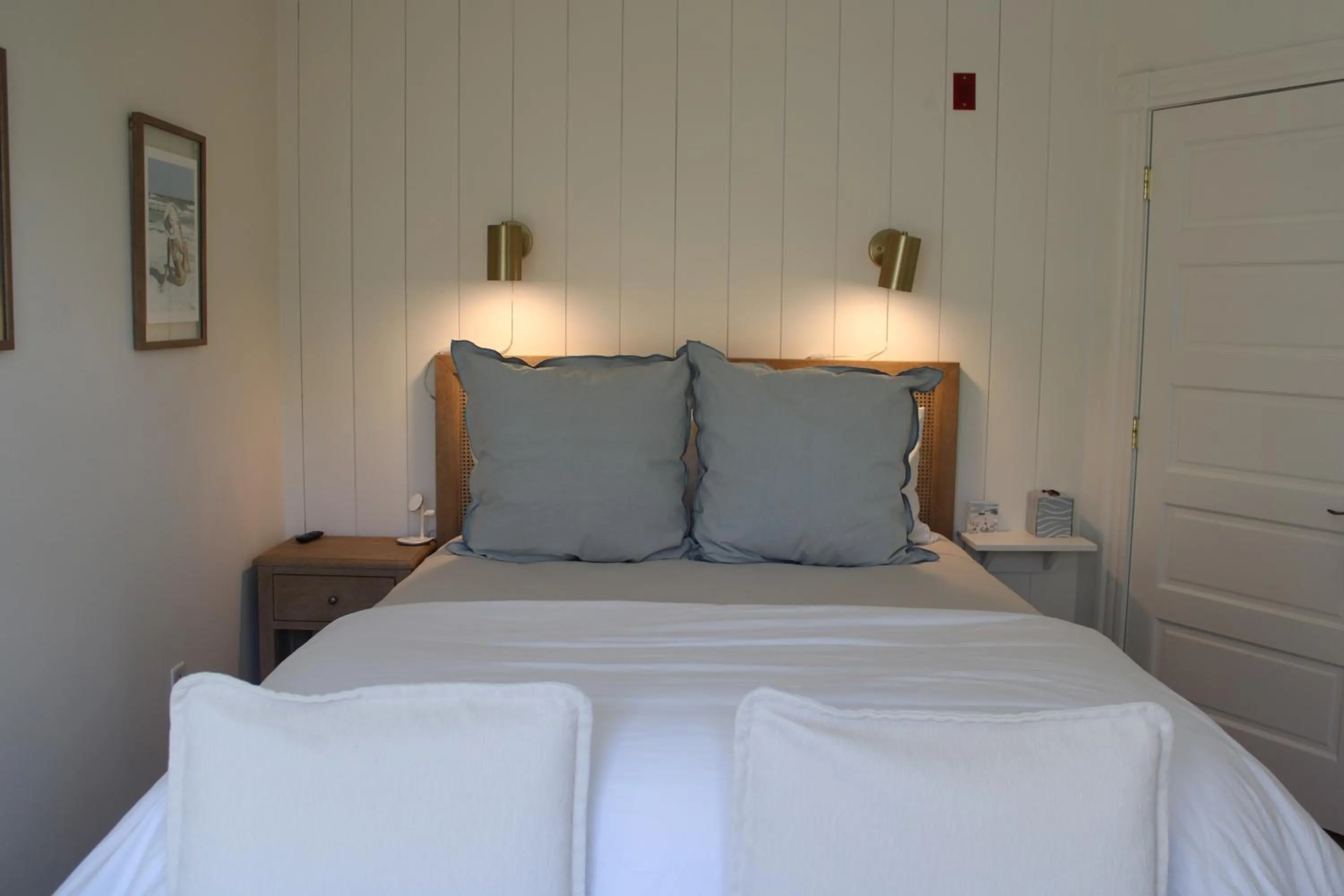 Bed in The Trident Inn
