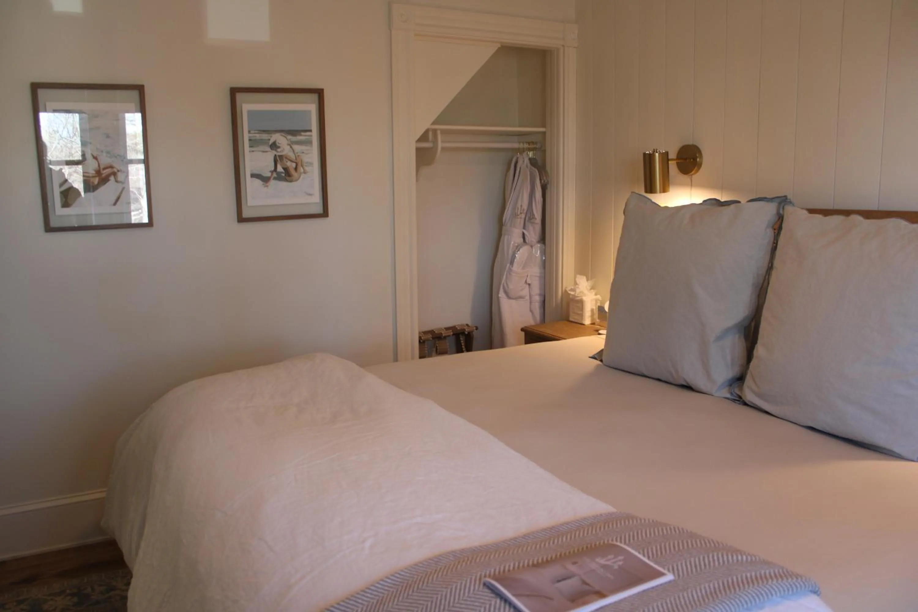 Bed in The Trident Inn