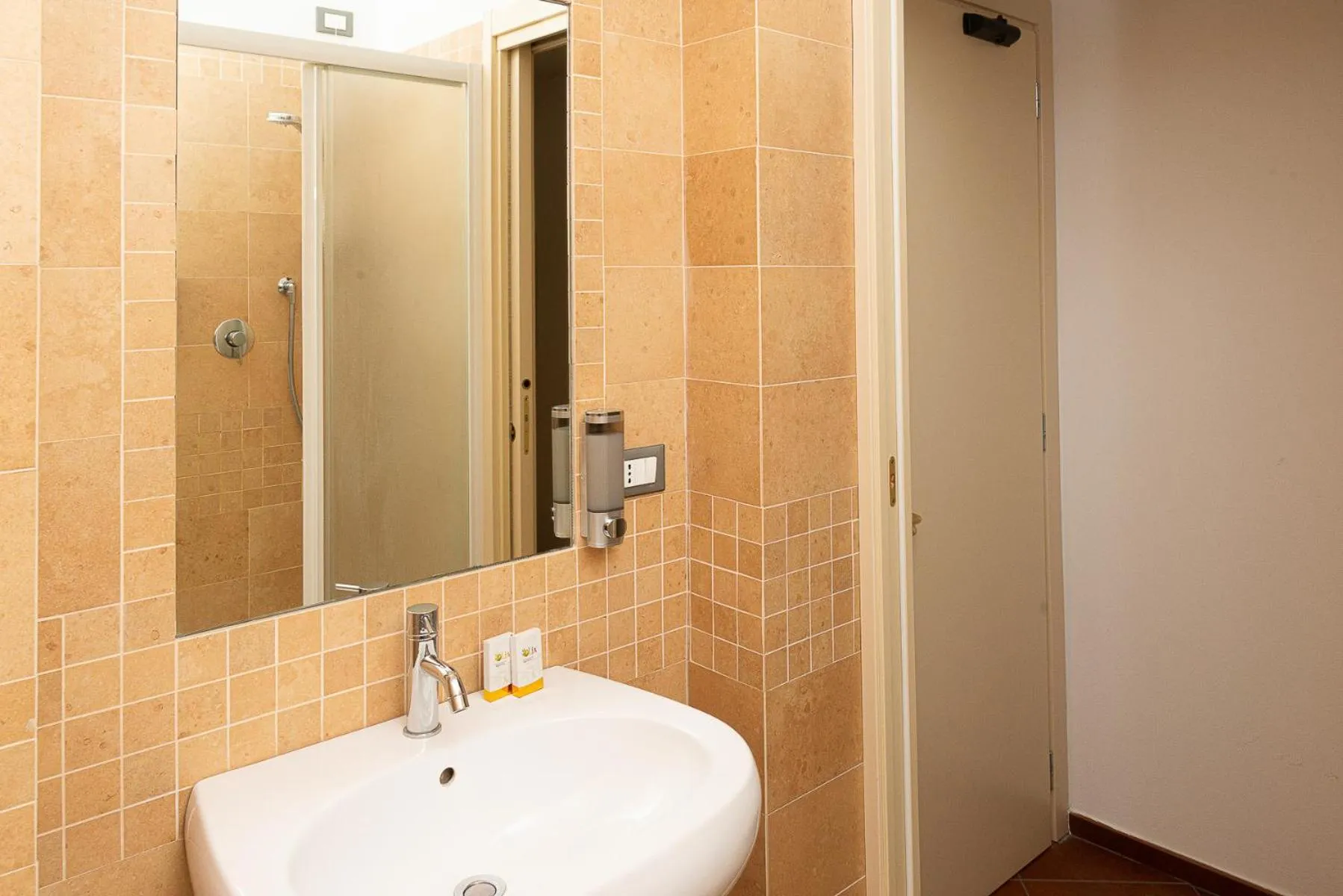 Bathroom in La Rocca Relais