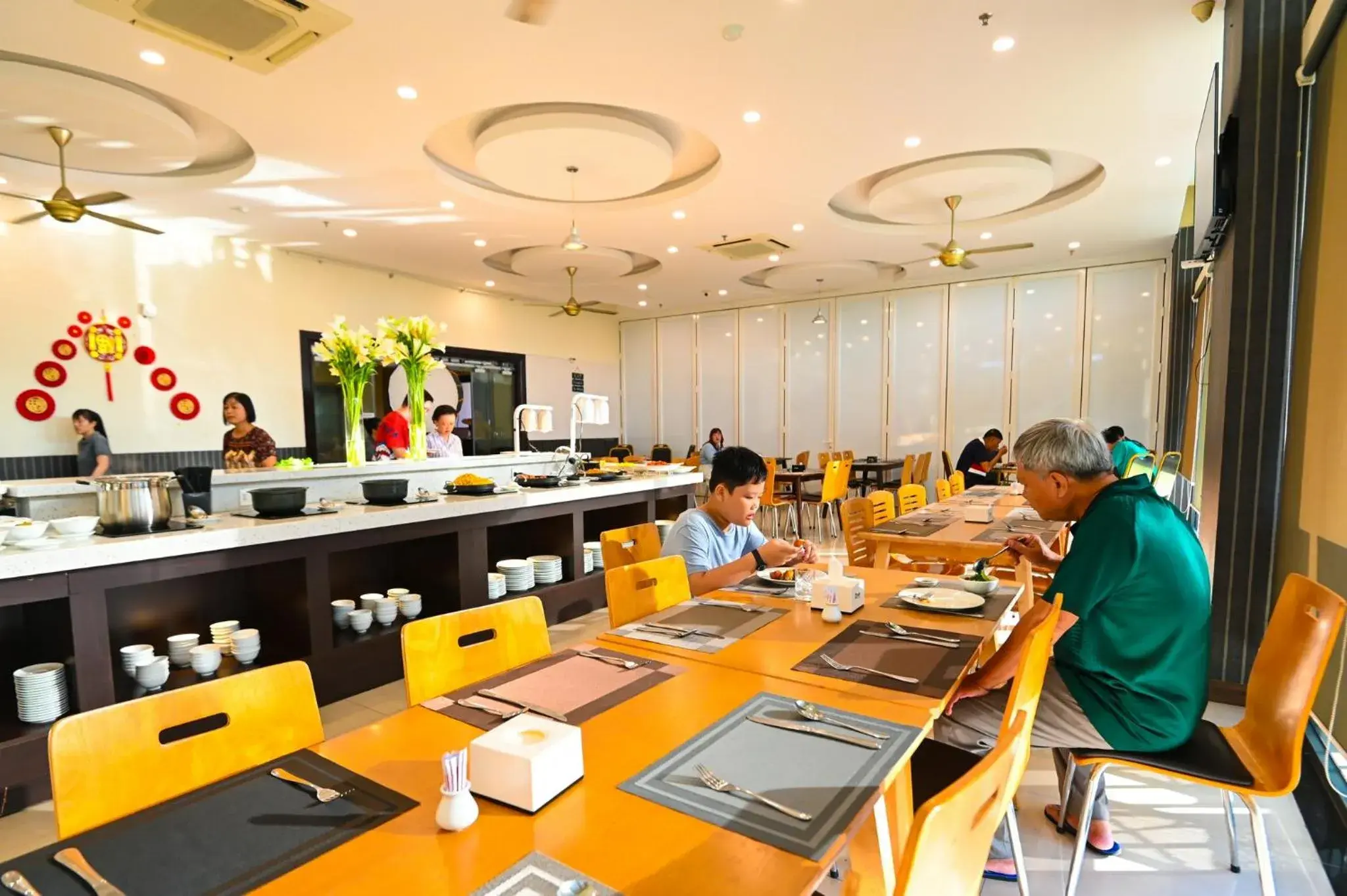 Restaurant/places to eat in Sea Garden Hotel Restaurant/places to eat in Sea Garden Hotel