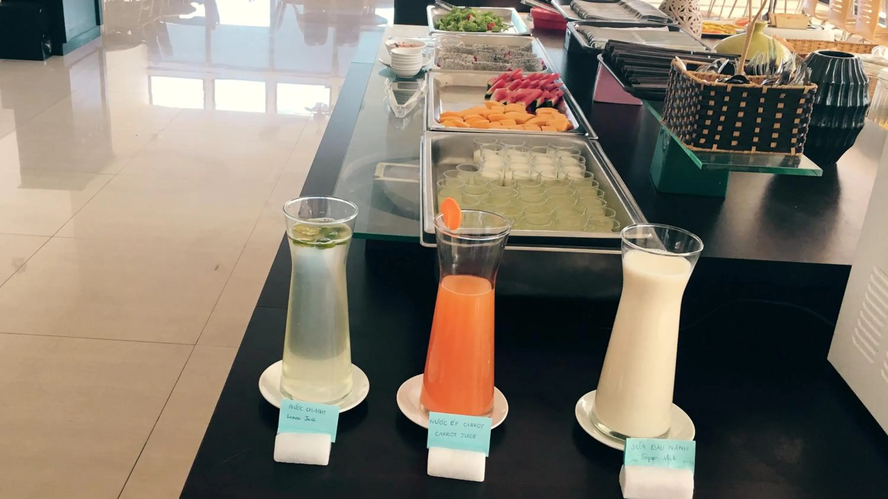 Food and drinks in Sea Garden Hotel