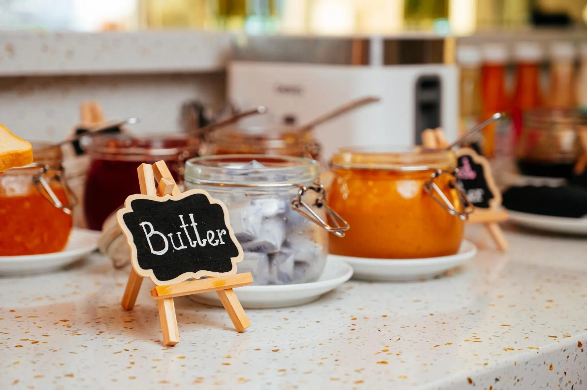 Restaurant/places to eat in Sea Garden Hotel