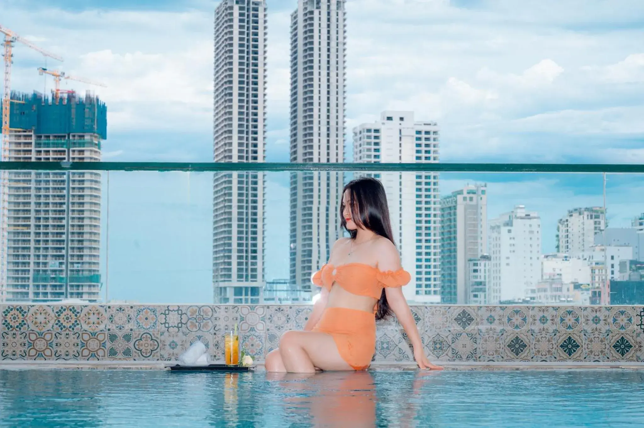 Swimming pool in Sea Garden Hotel Swimming pool in Sea Garden Hotel