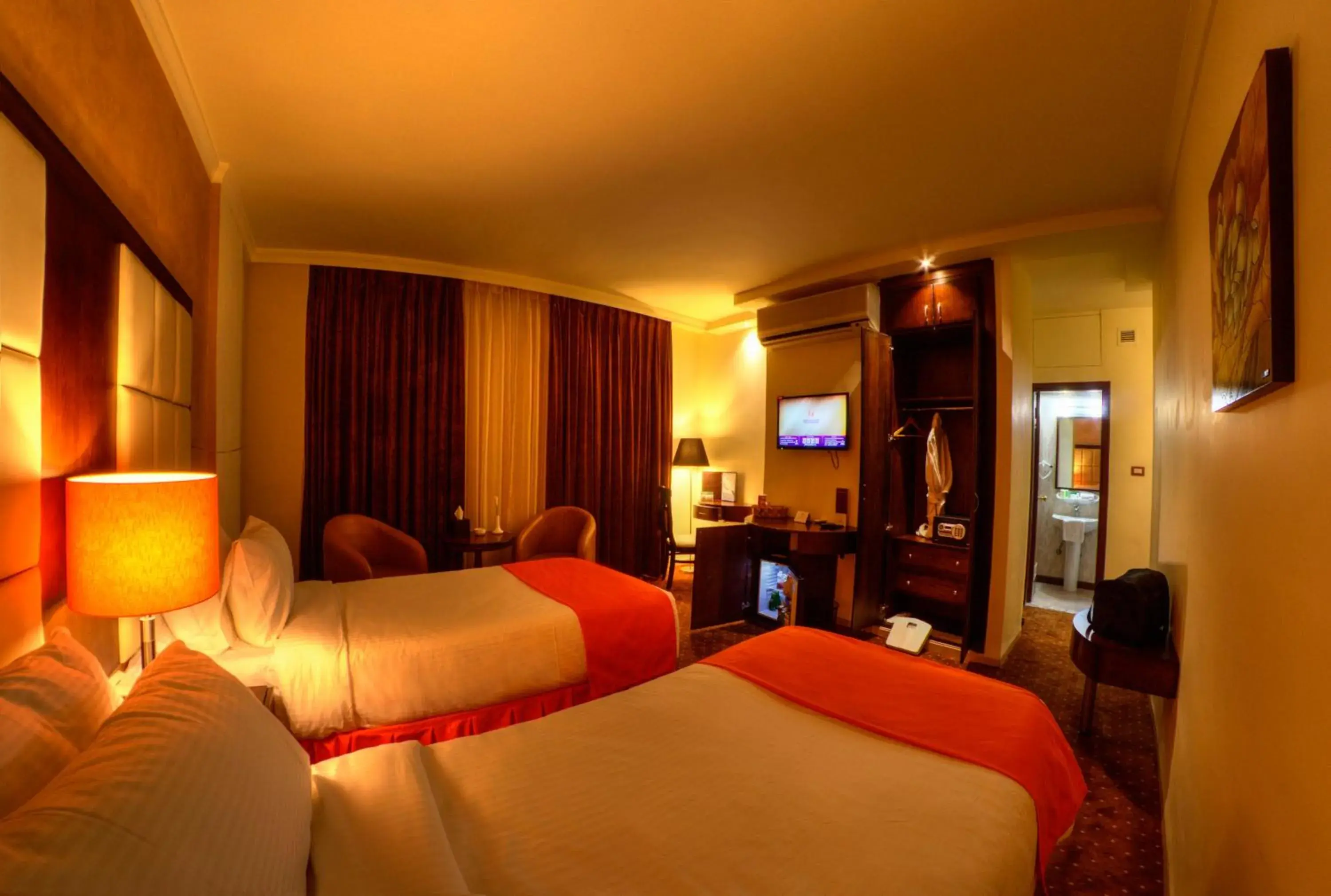 Family Double Room in Meneur Hotel Family Double Room in Meneur Hotel