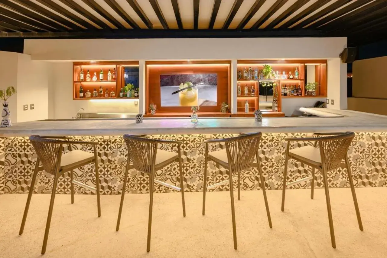 hair dresser in K'uyen Boutique Hotel hair dresser in K'uyen Boutique Hotel