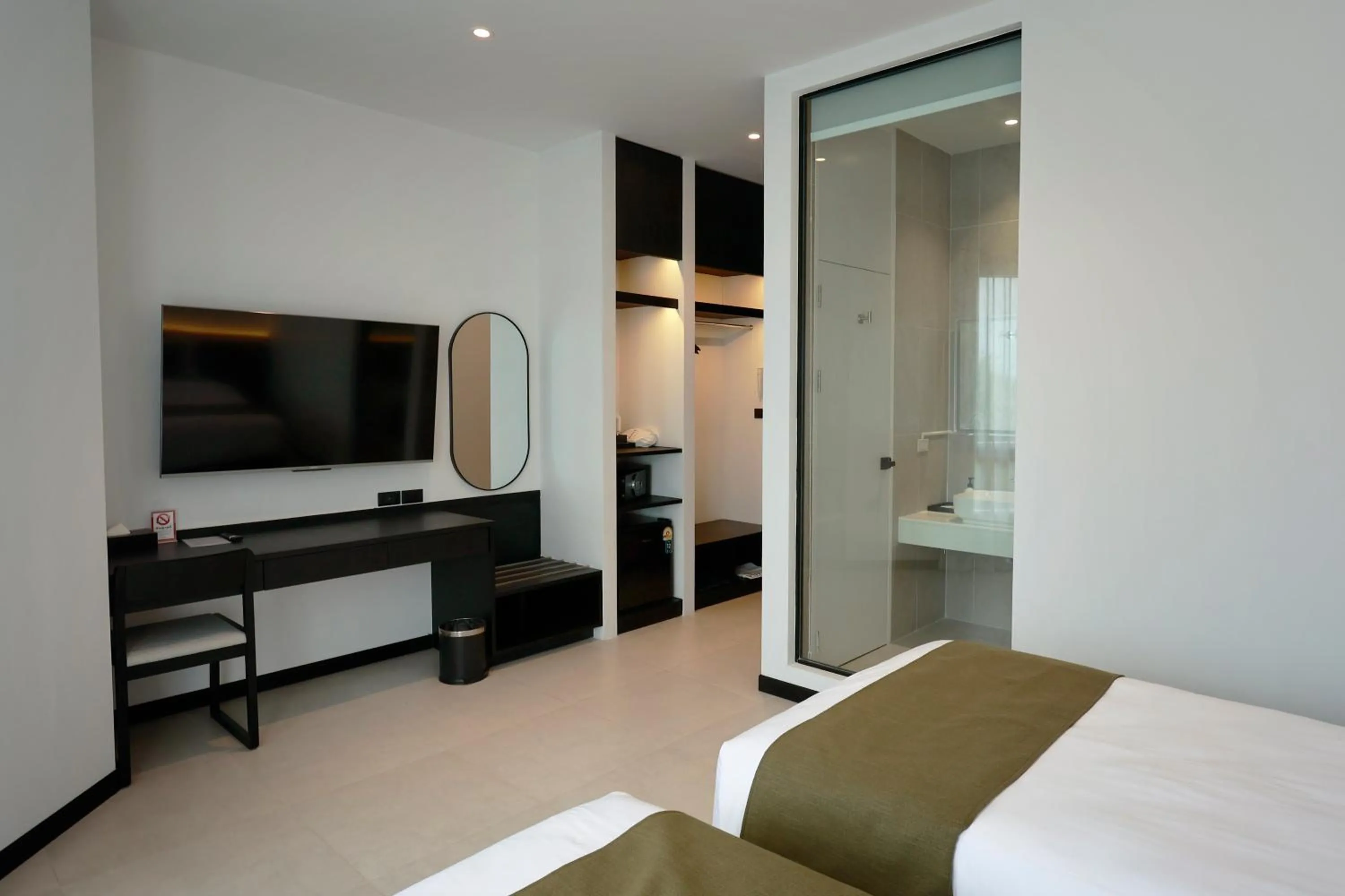 Standard Twin Room in Hotel Whitt Hua Hin