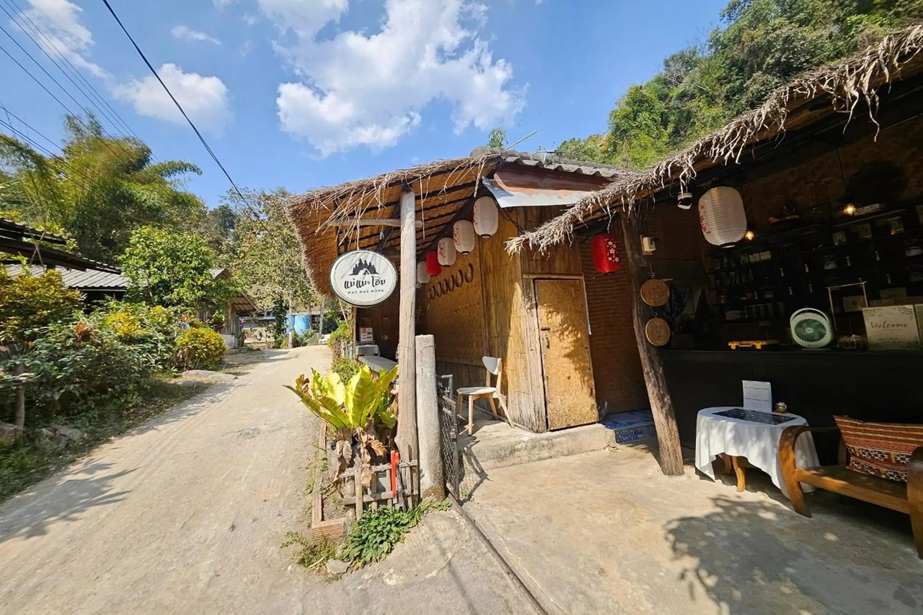 Property building in Mae Mae Home Property building in Mae Mae Home