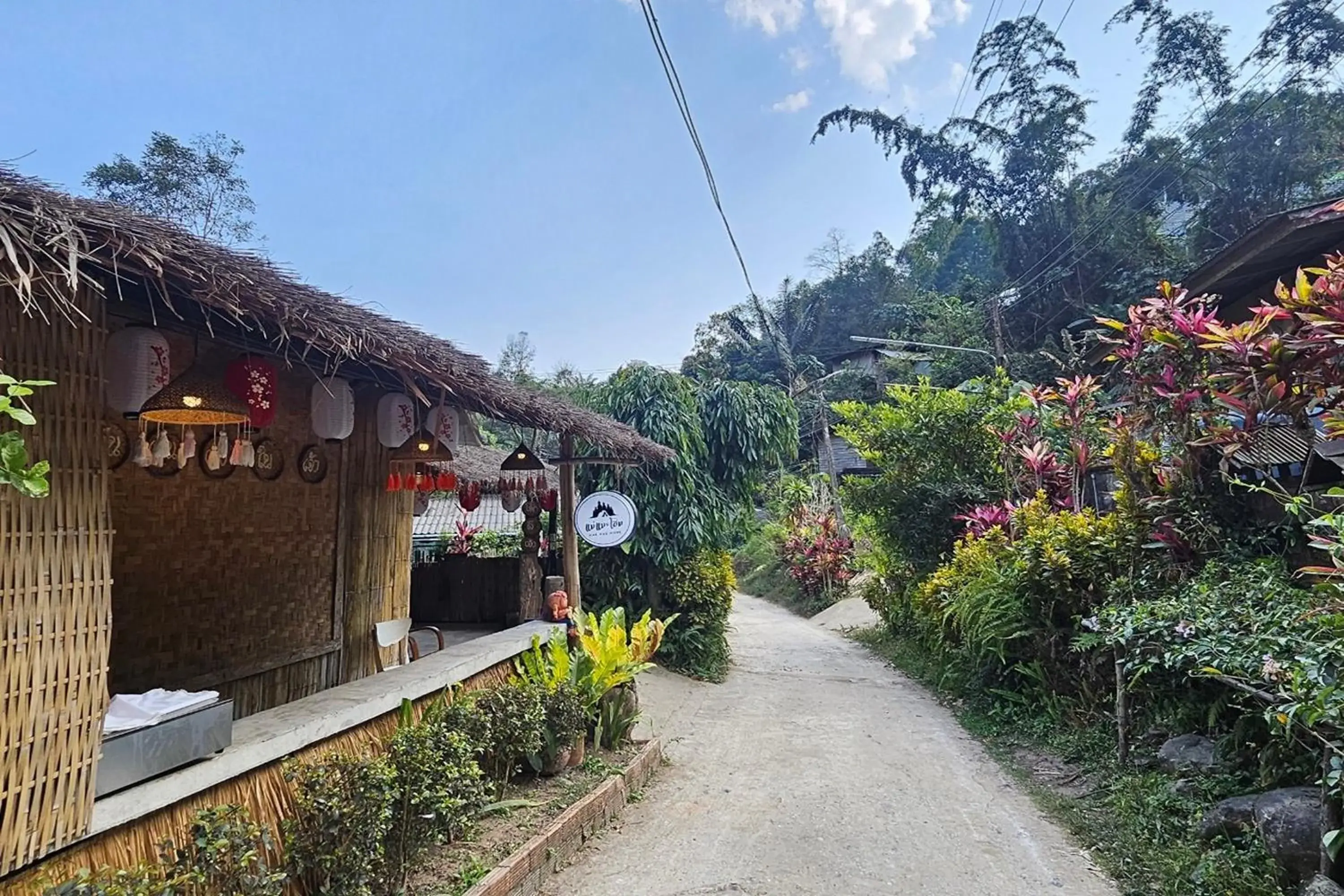 Property building in Mae Mae Home Property building in Mae Mae Home