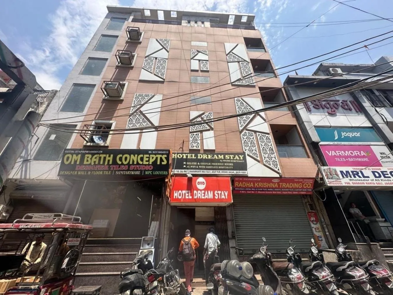 Property building in Hotel O Dream Palace