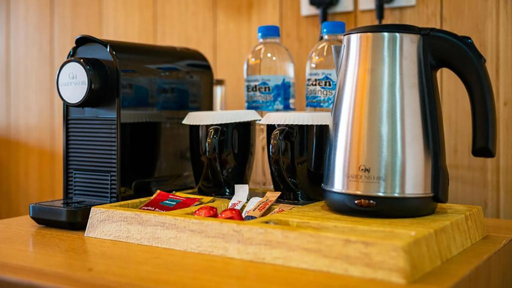 Coffee/tea facilities in Gardens Hill Resort & Spa