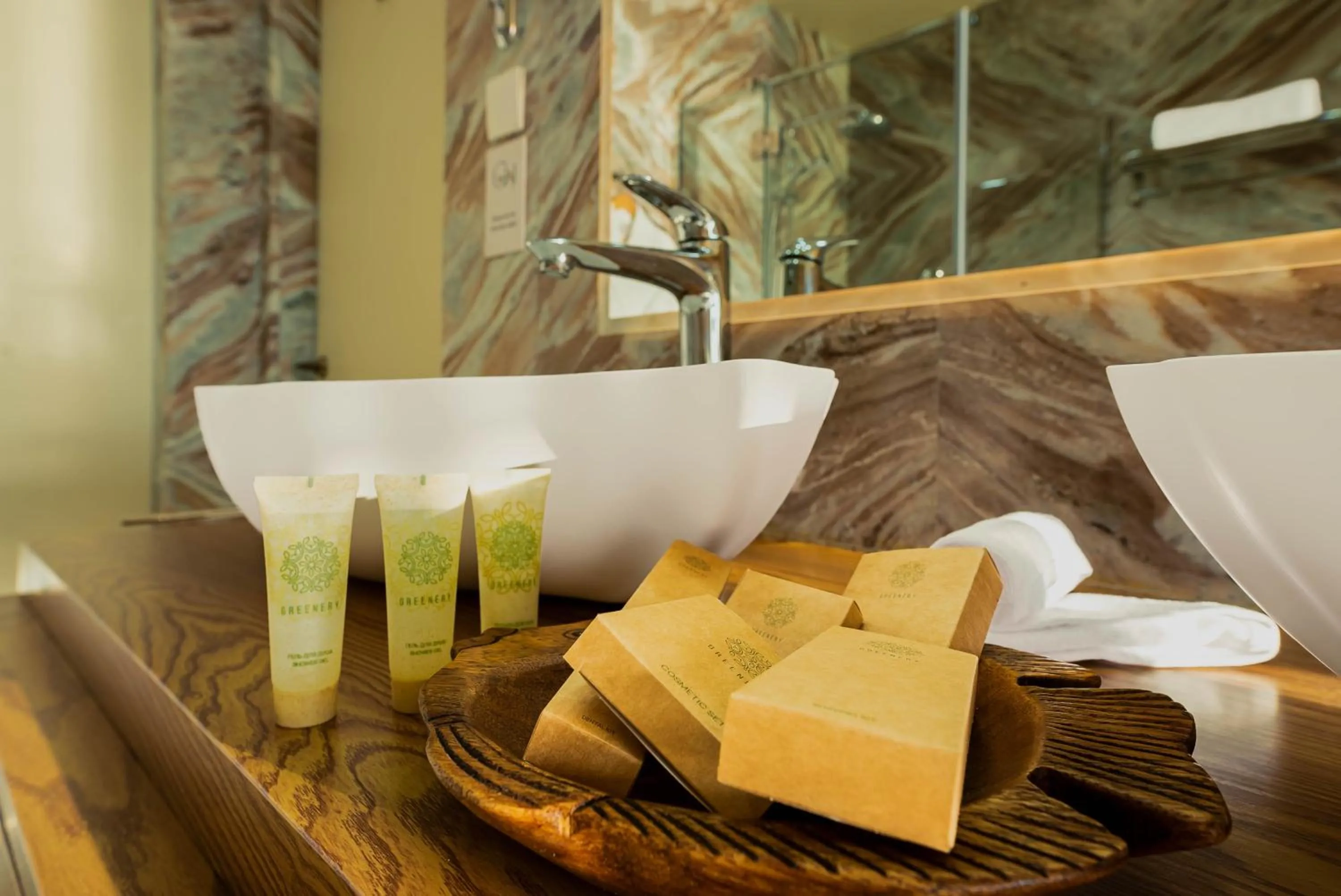 Bathroom in Gardens Hill Resort & Spa