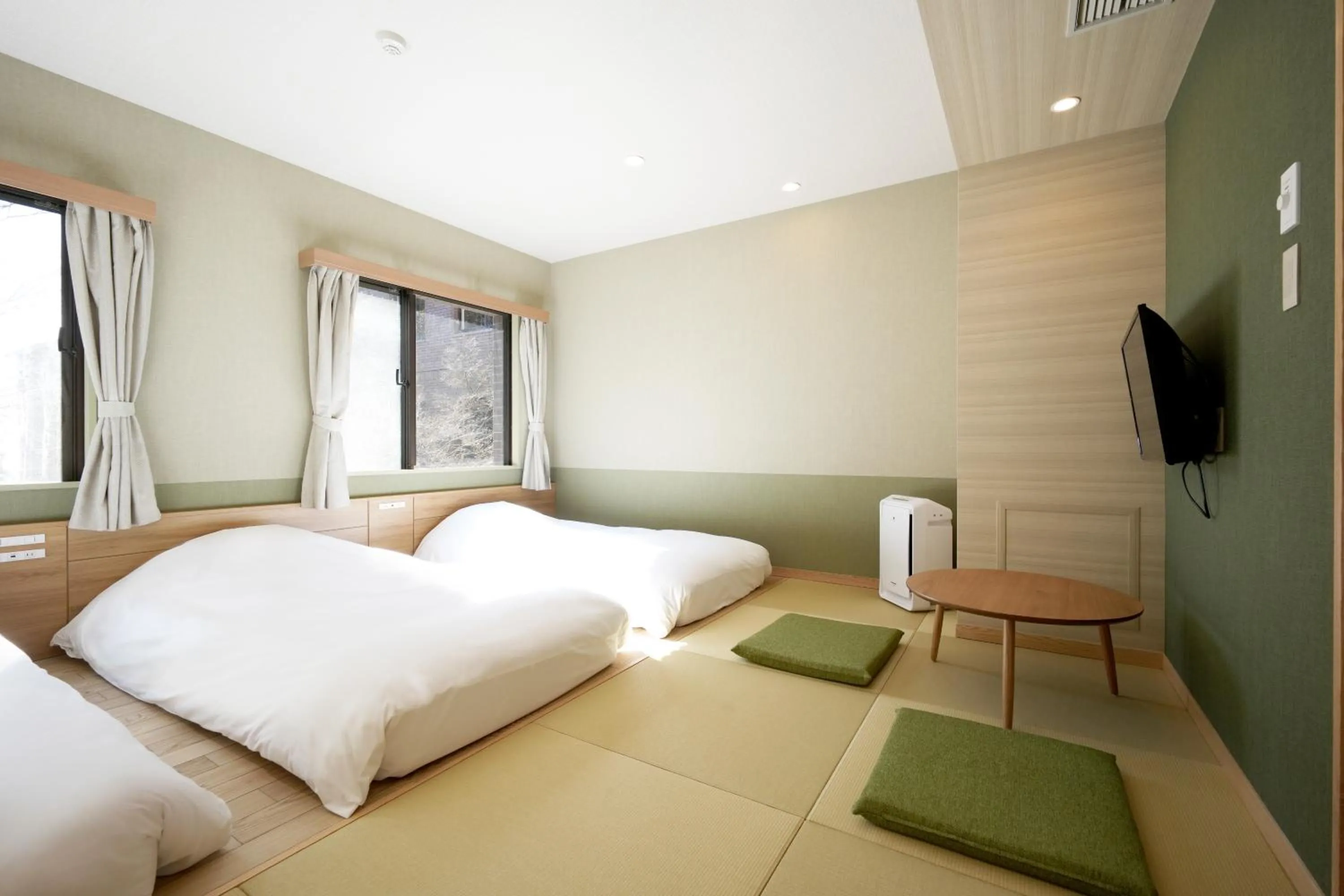Photo of the whole room, Bed in Grand Lectore Yugawara - TKP Hotels & Resorts