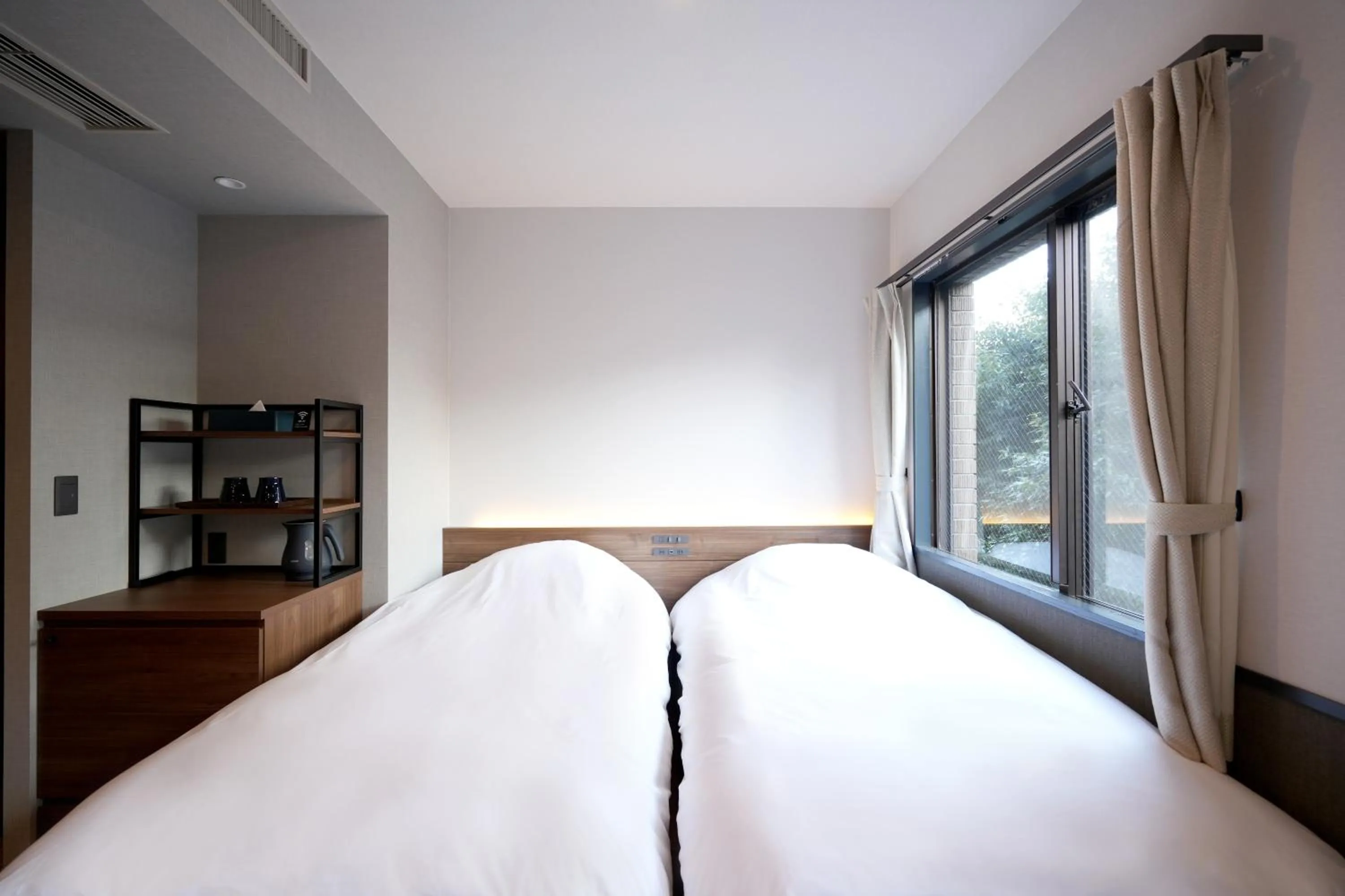 Photo of the whole room, Bed in Grand Lectore Yugawara - TKP Hotels & Resorts