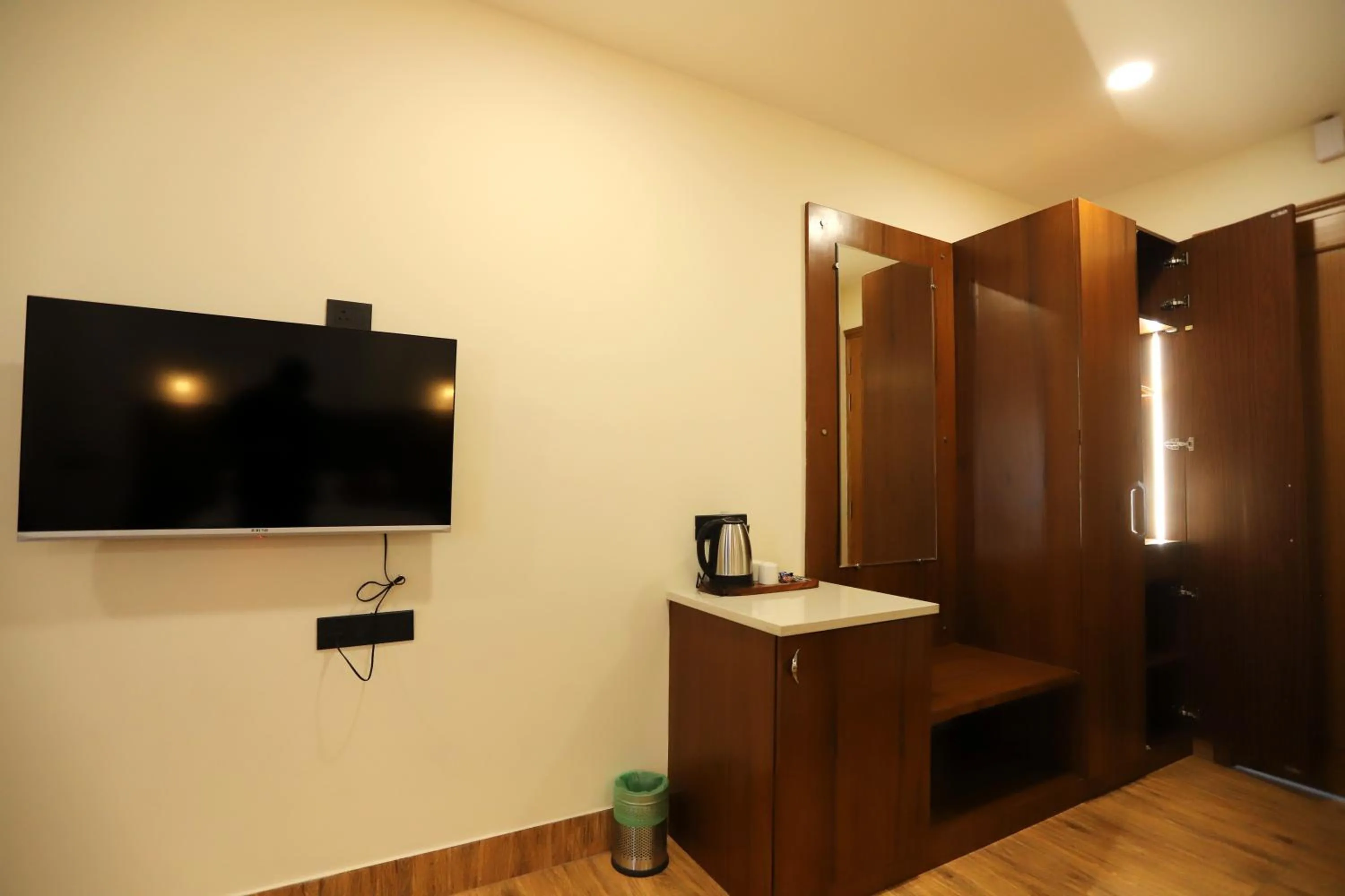 Hotel Dhingra Inn