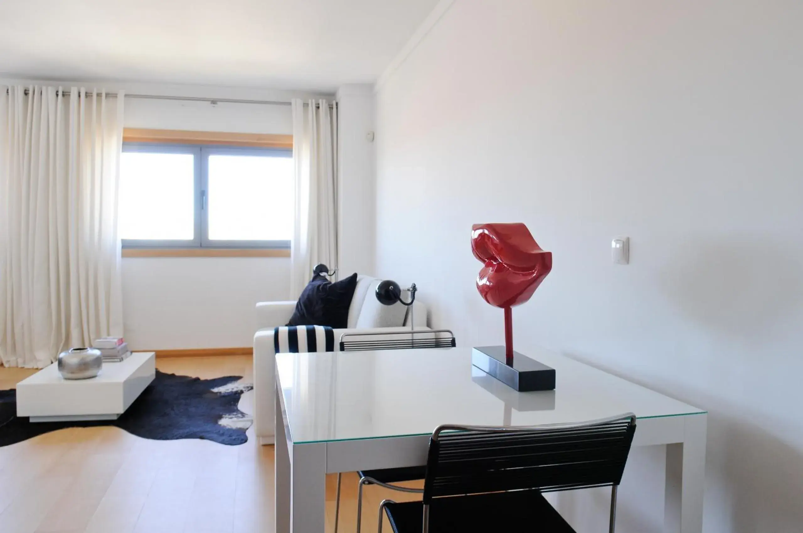 Dining area, Bed in Panoramic Living Dining area, Bed in Panoramic Living