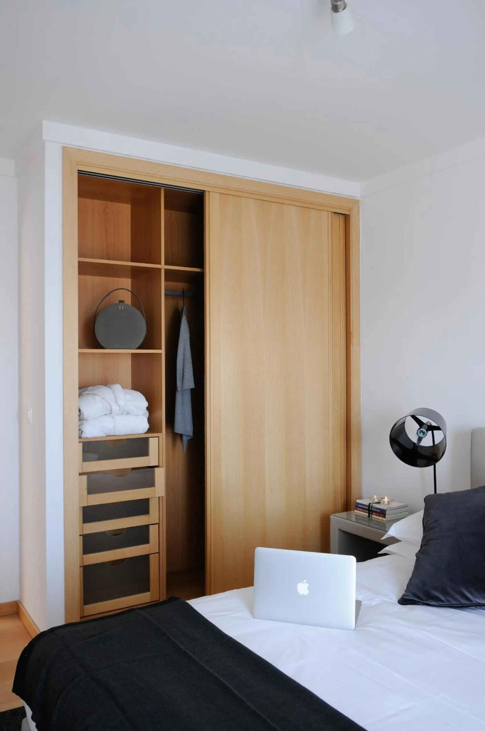 Bed in Panoramic Living