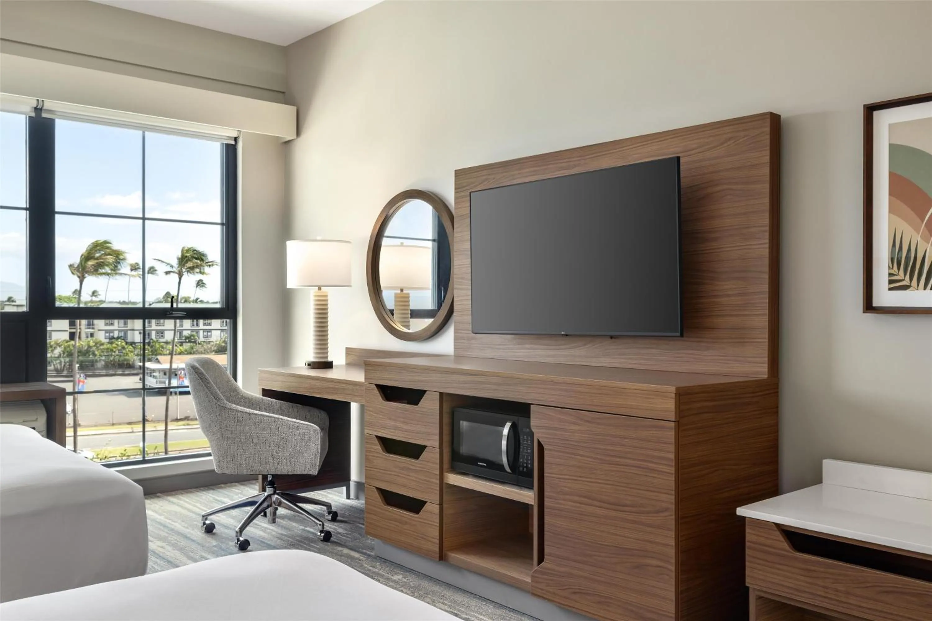 Bedroom, Bed in Hampton Inn & Suites Maui North Shore