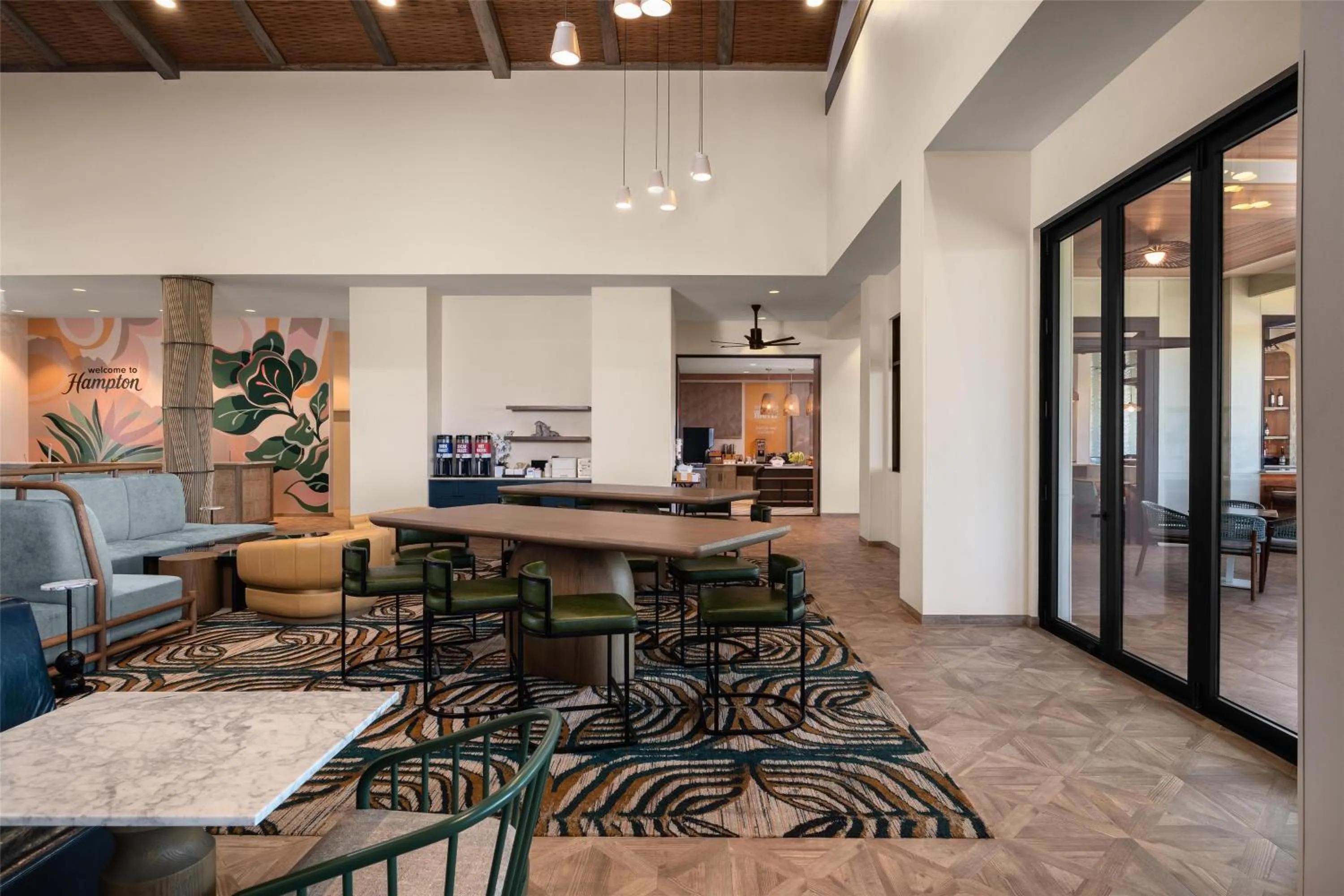 Lobby or reception in Hampton Inn & Suites Maui North Shore