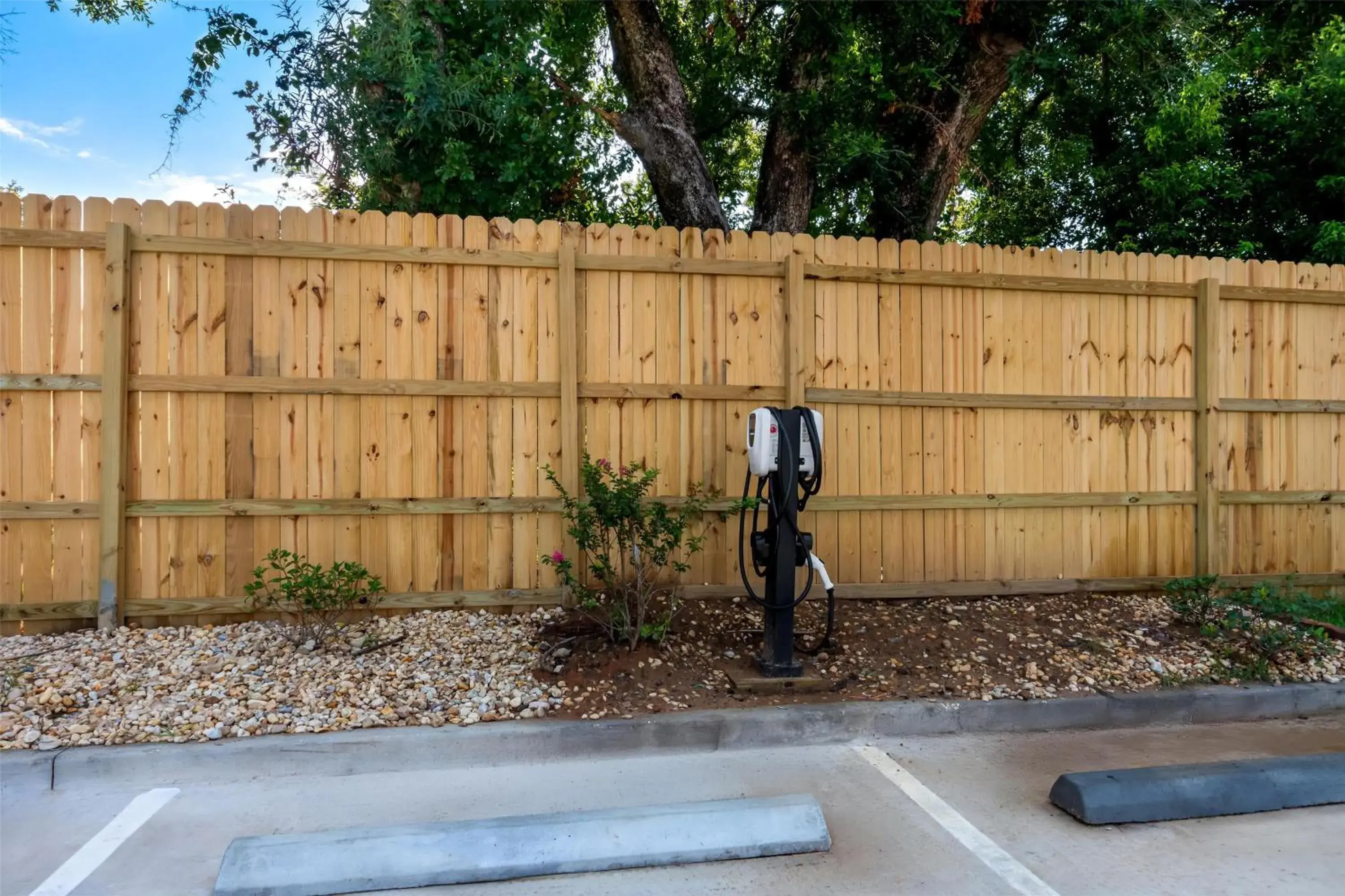 Property building in Tru By Hilton Pensacola I-10 North Davis Highway Property building in Tru By Hilton Pensacola I-10 North Davis Highway