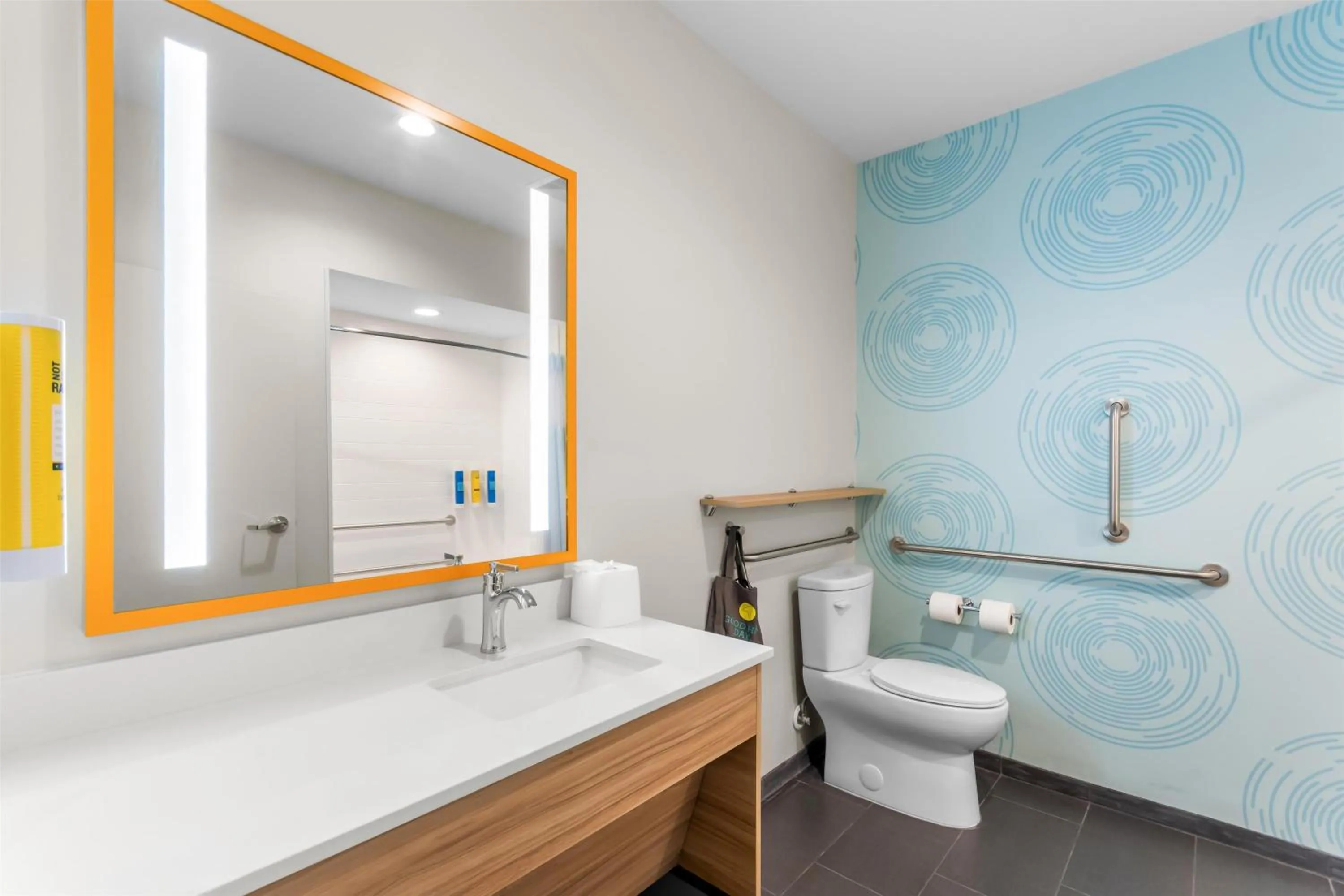 Bathroom in Tru By Hilton Pensacola I-10 North Davis Highway