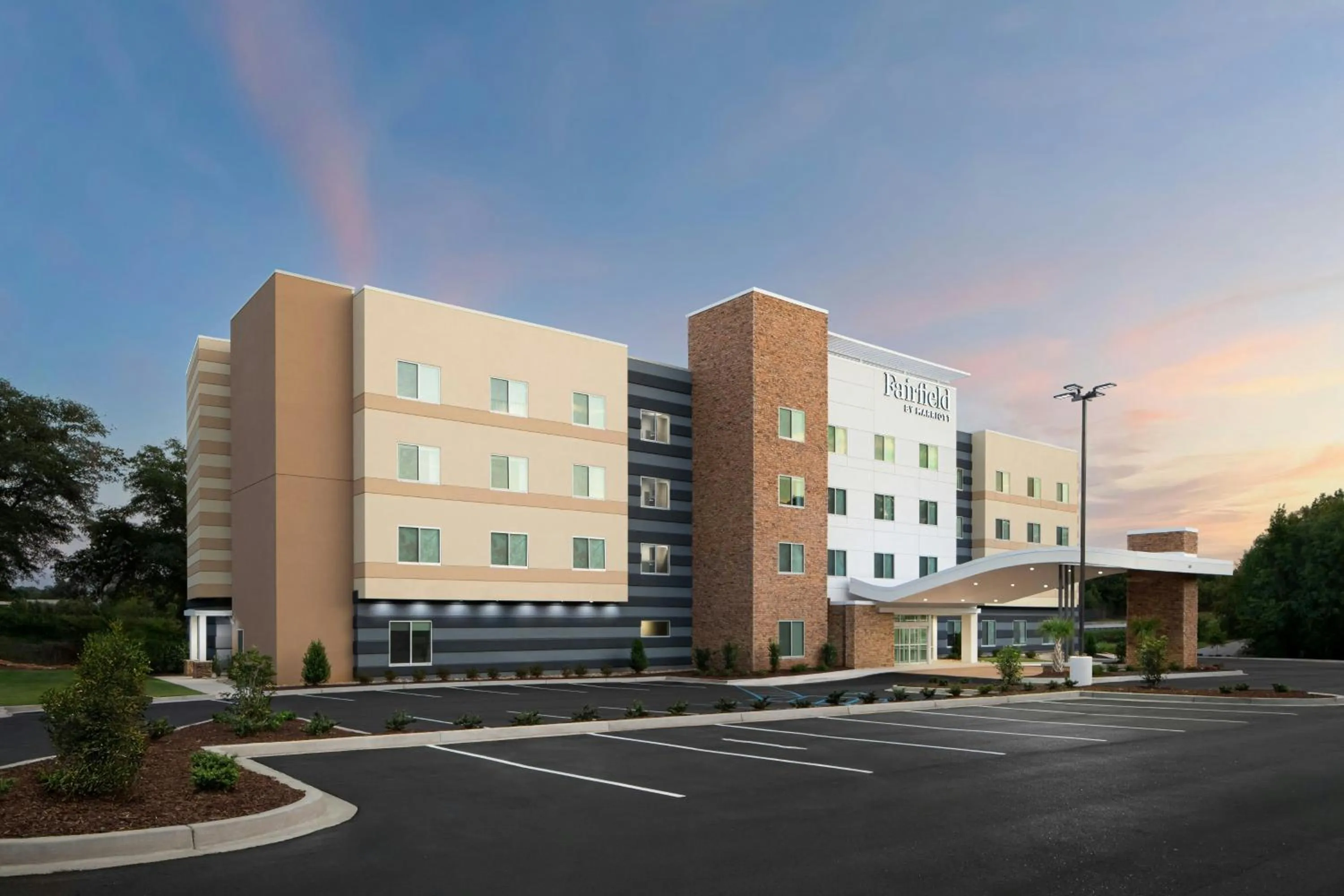 Property building in Fairfield Inn & Suites by Marriott Piedmont Greenville