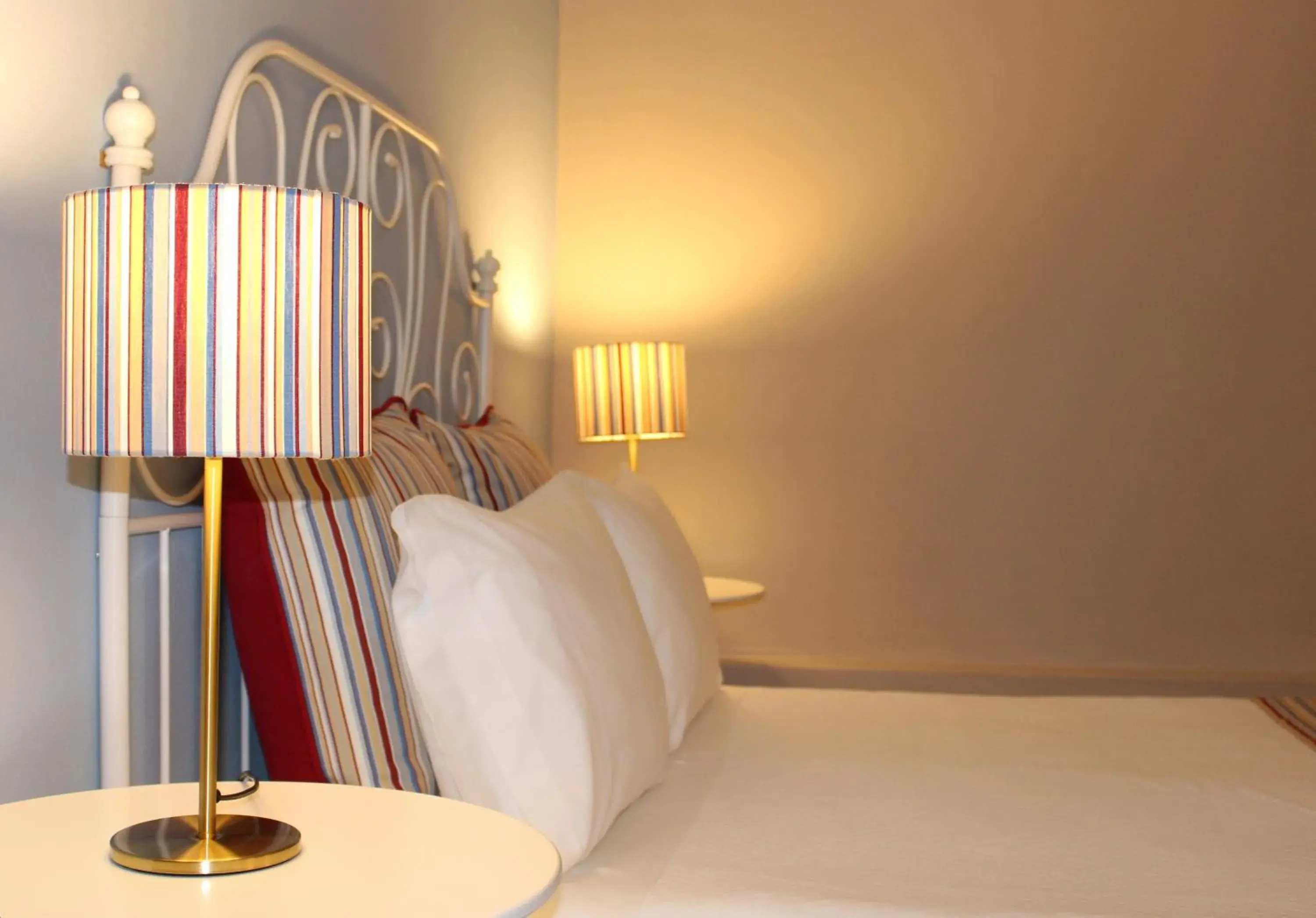 Quadruple Room - single occupancy in Casal da Viúva Quadruple Room - single occupancy in Casal da Viúva