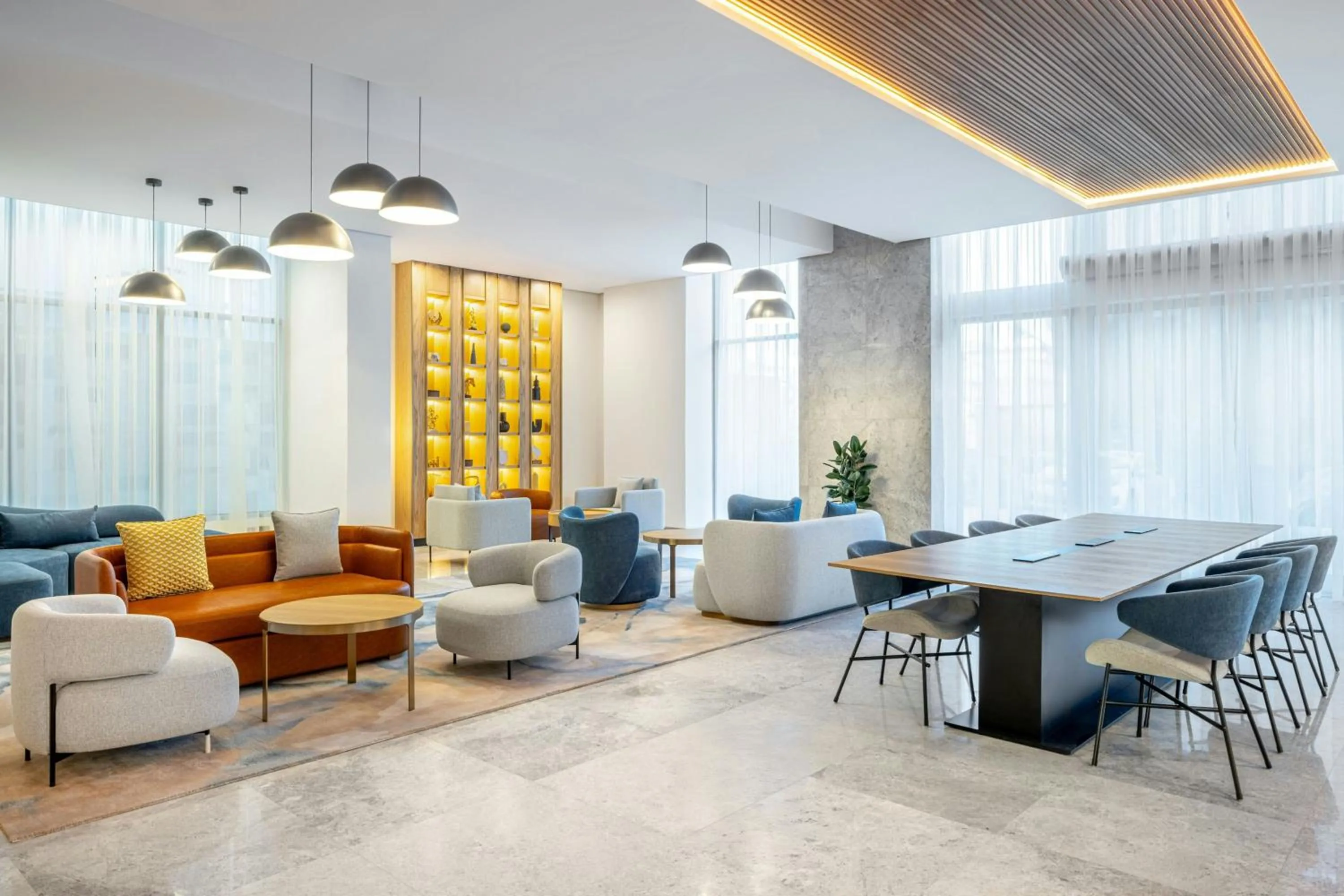 Lobby or reception in Four Points by Sheraton Jeddah King Fahd Road