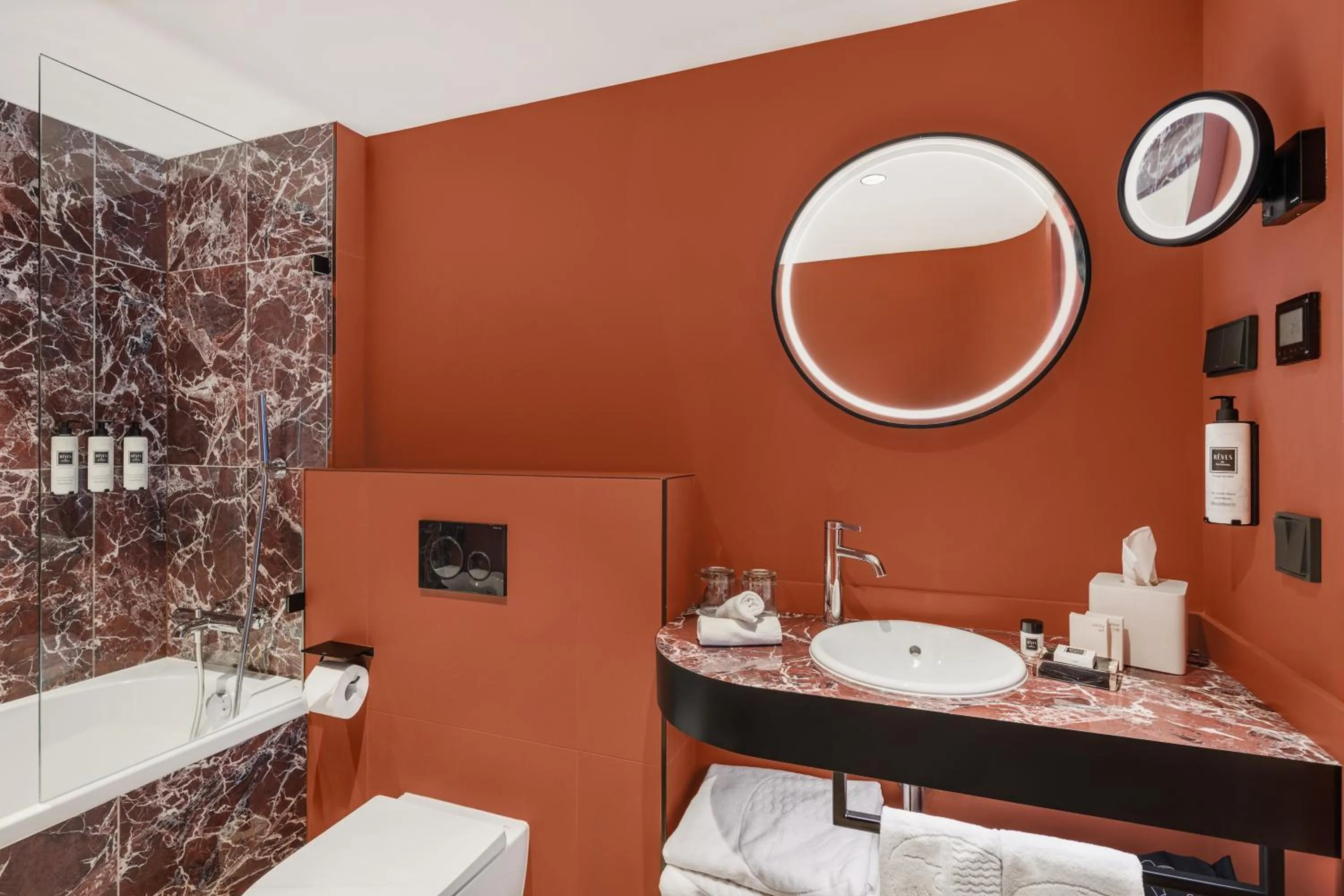 Bathroom in Leon Hotel & Lounge Budapest