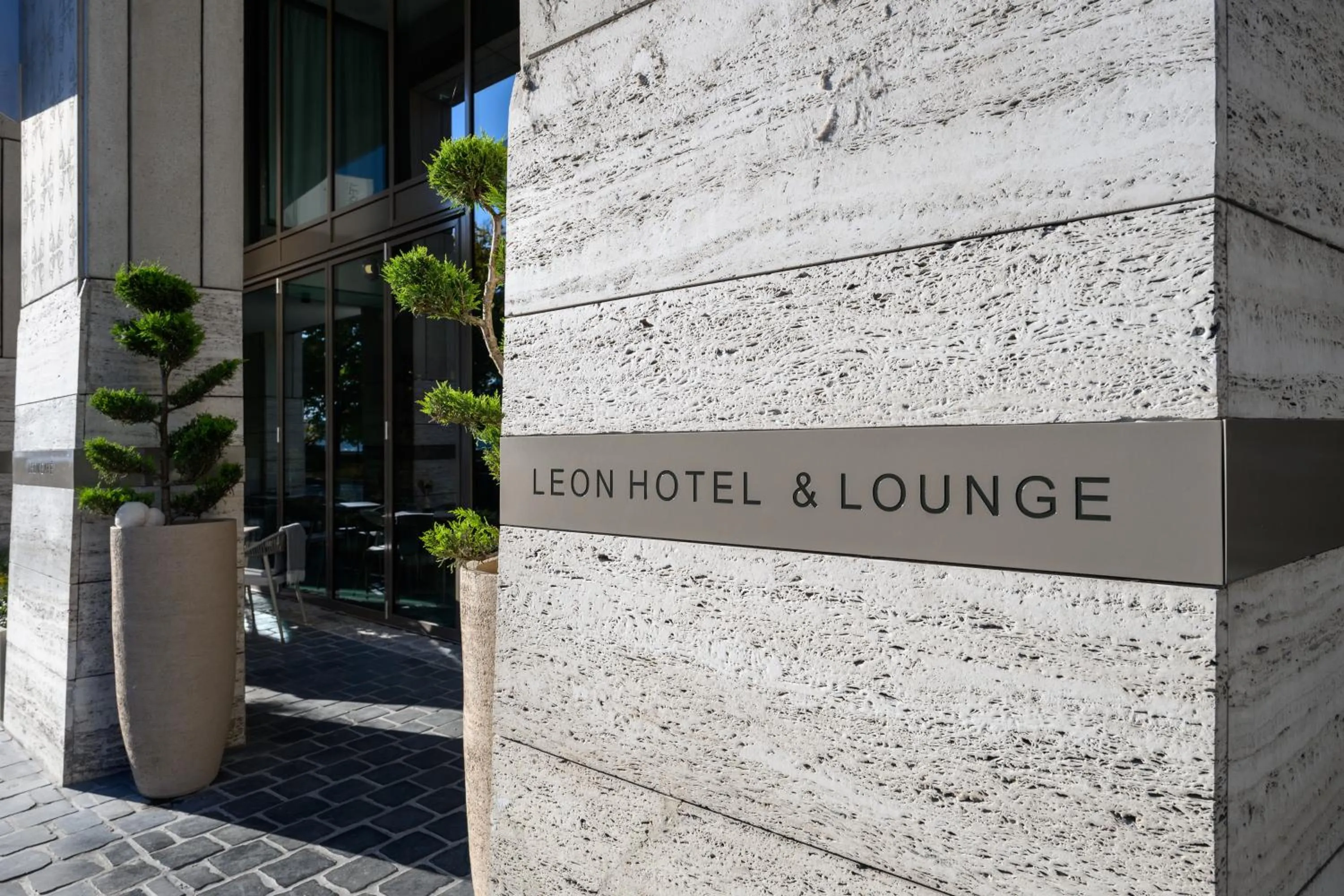Facade/entrance in Leon Hotel & Lounge Budapest
