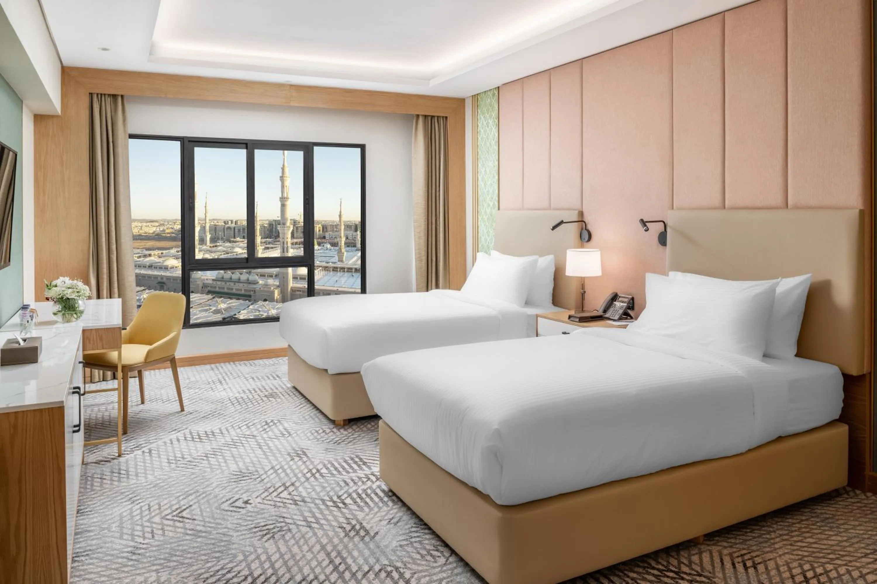 Bed in Makarem Haram view suites