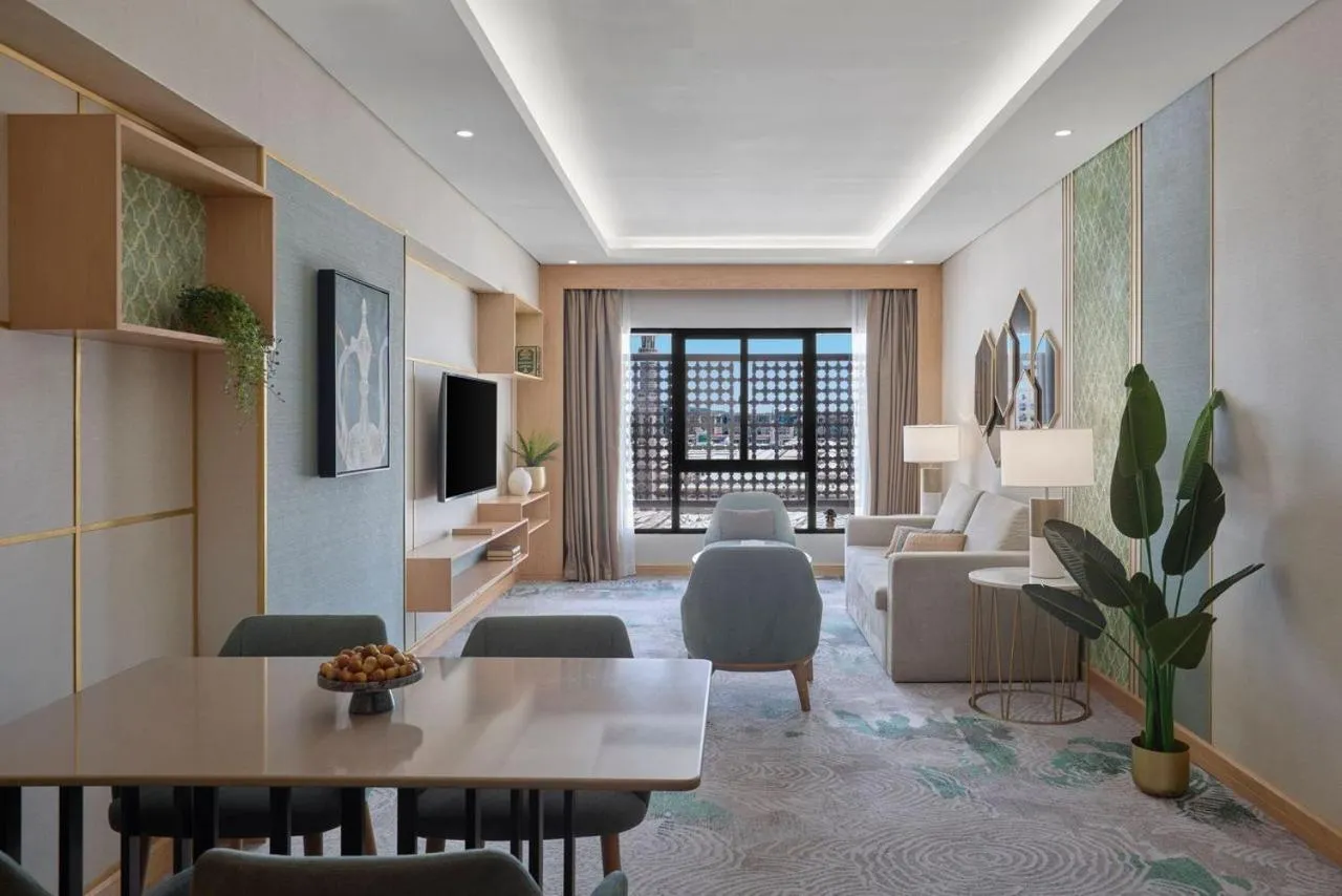 TV and multimedia in Makarem Haram view suites