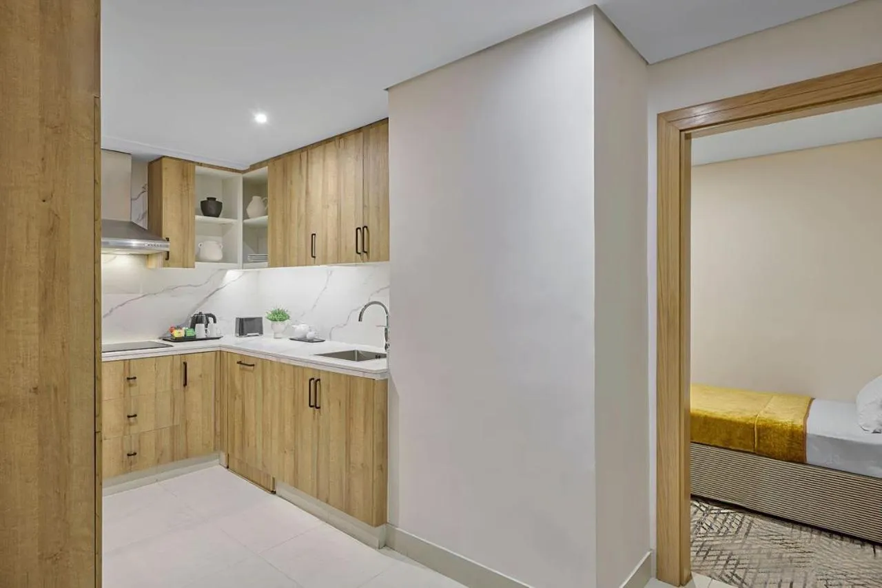 Kitchen or kitchenette in Makarem Haram view suites