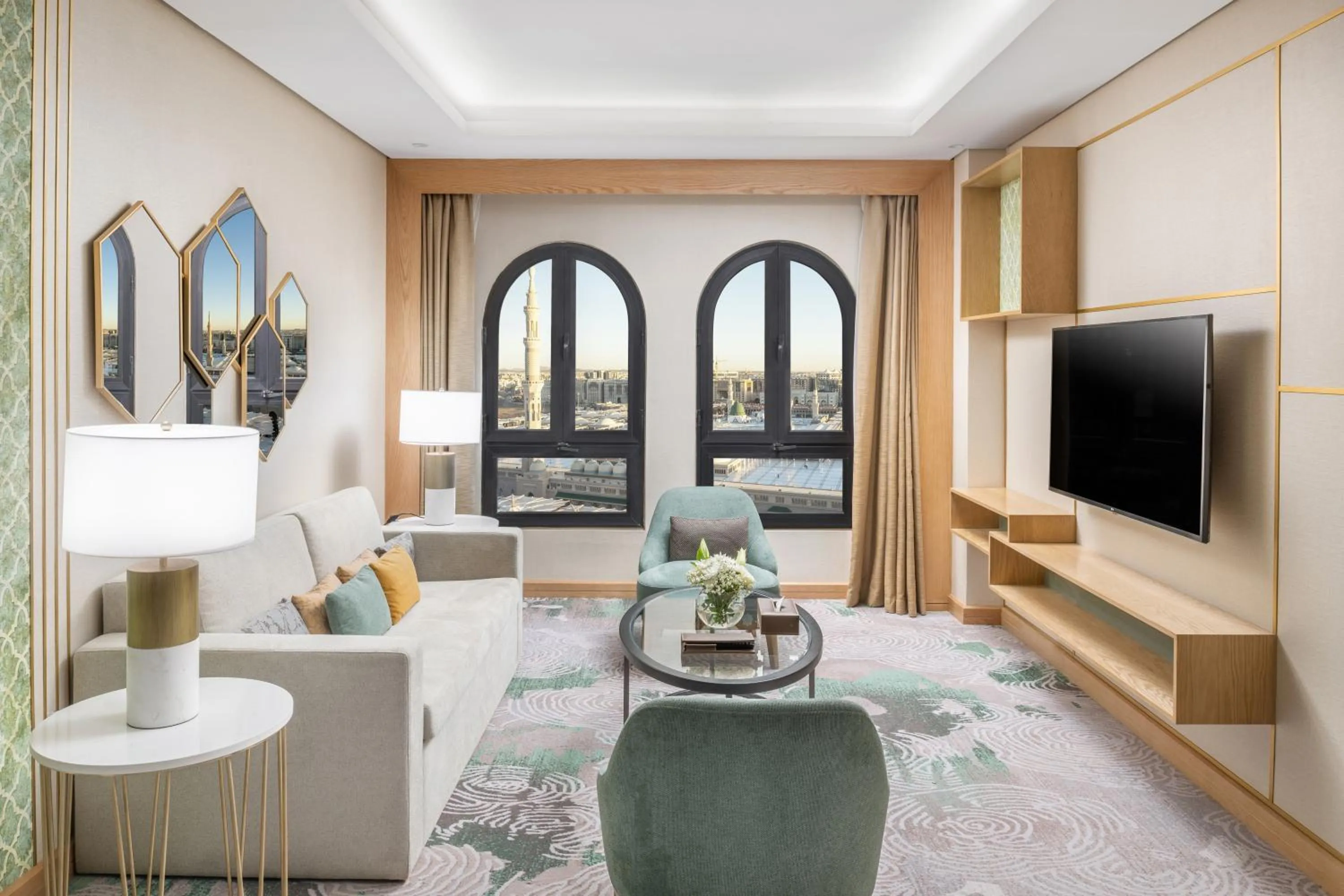 TV and multimedia in Makarem Haram view suites