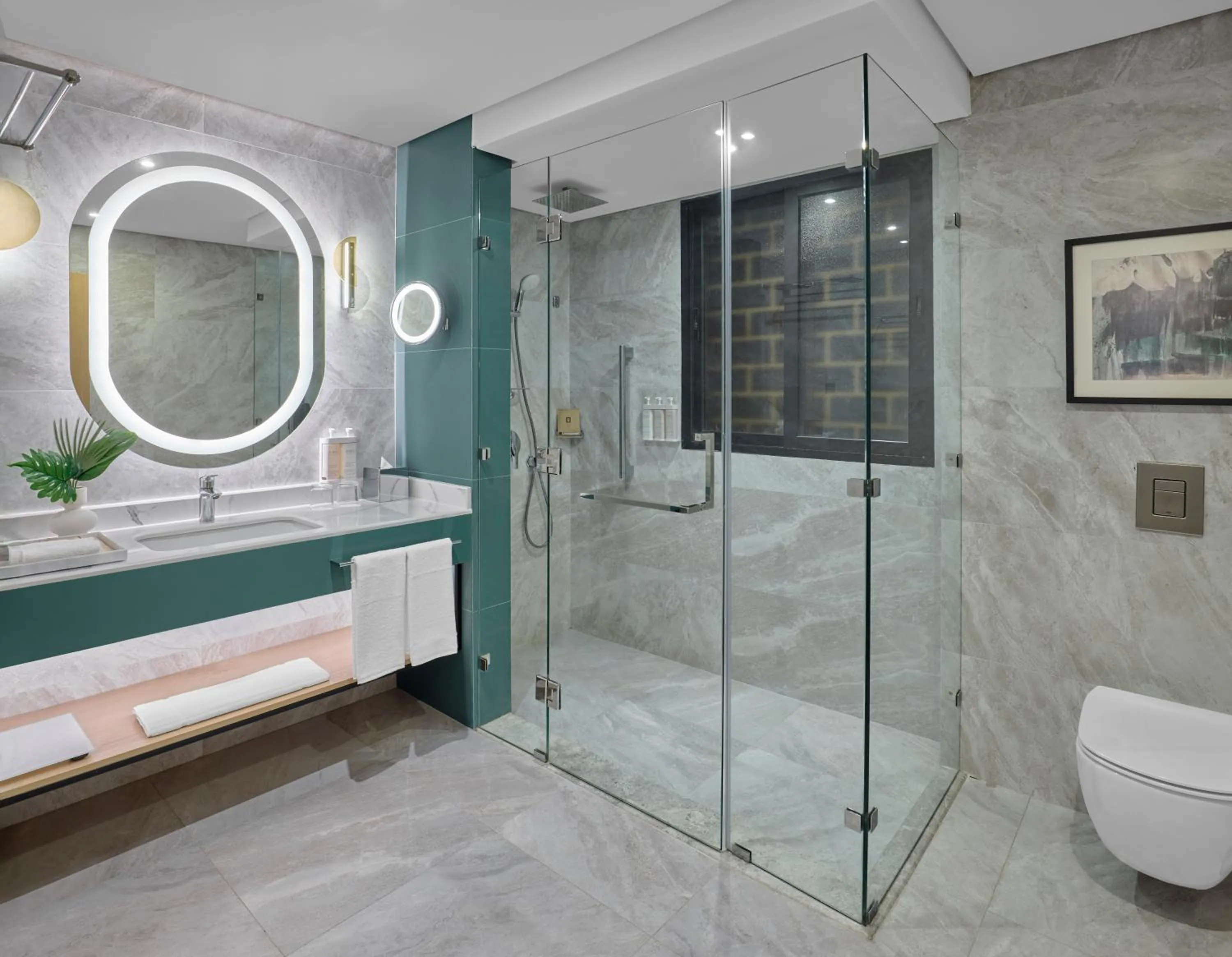 Bathroom in Makarem Haram view suites