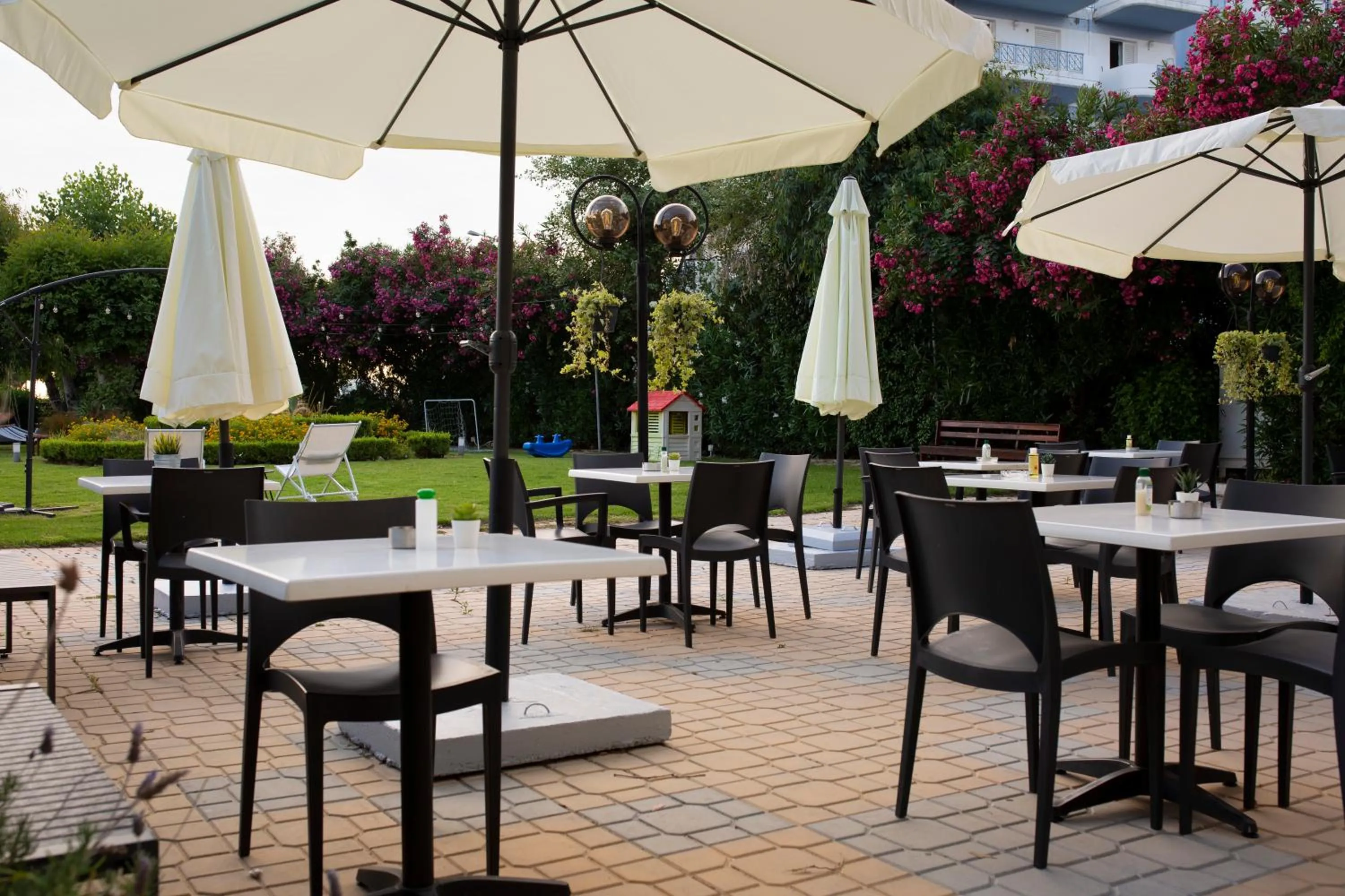 Coffee/tea facilities in Delfini Hotel