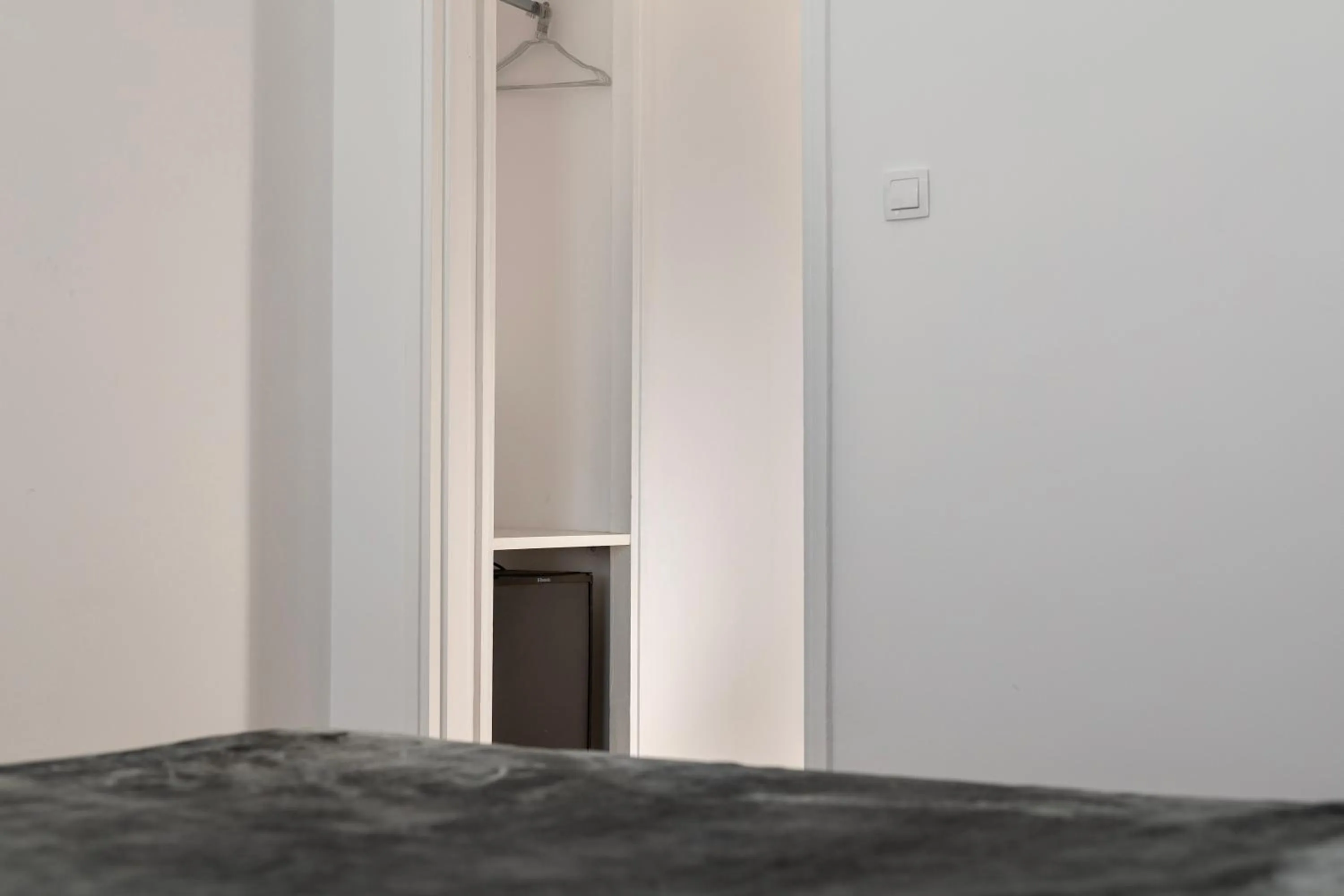 Bedroom, Bed in Delfini Hotel