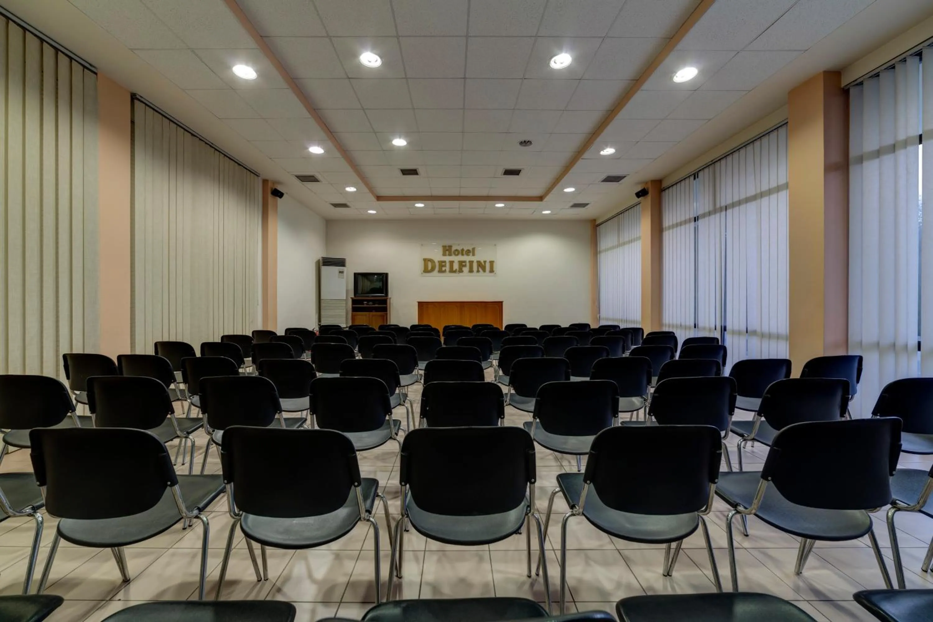 Meeting/conference room in Delfini Hotel