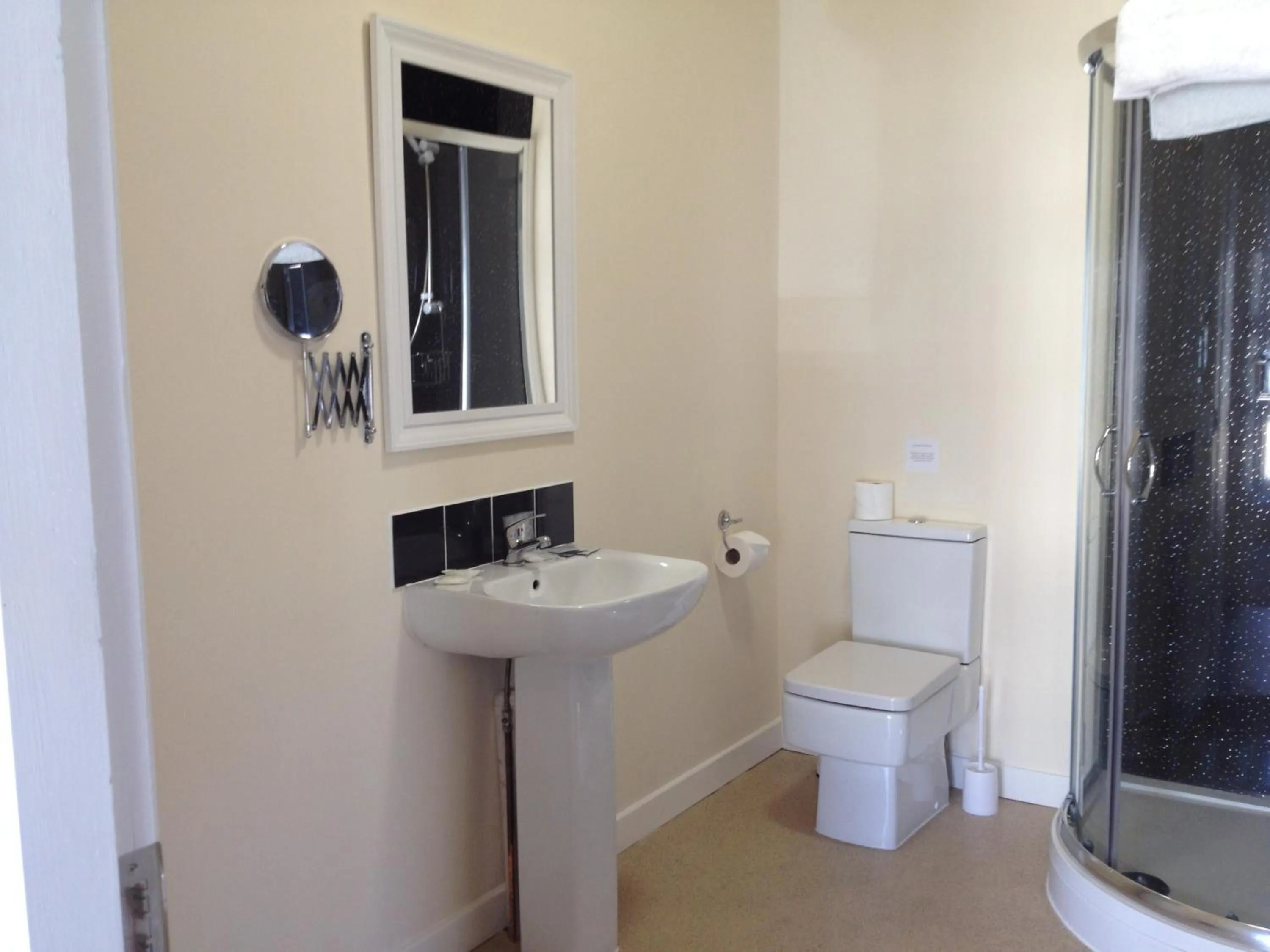 Bathroom in The New Brighton Hotel