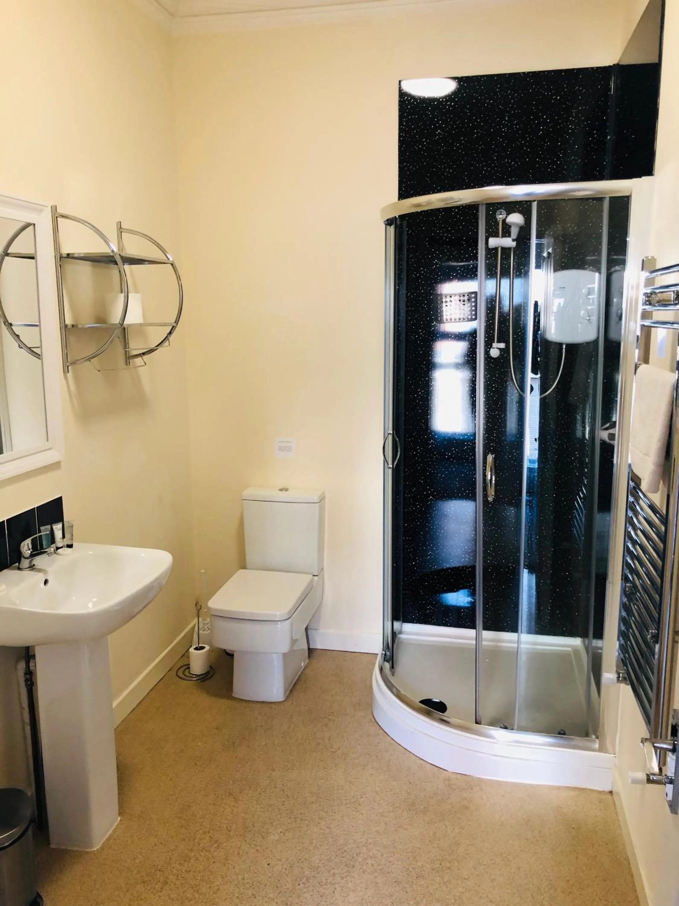 Bathroom in The New Brighton Hotel