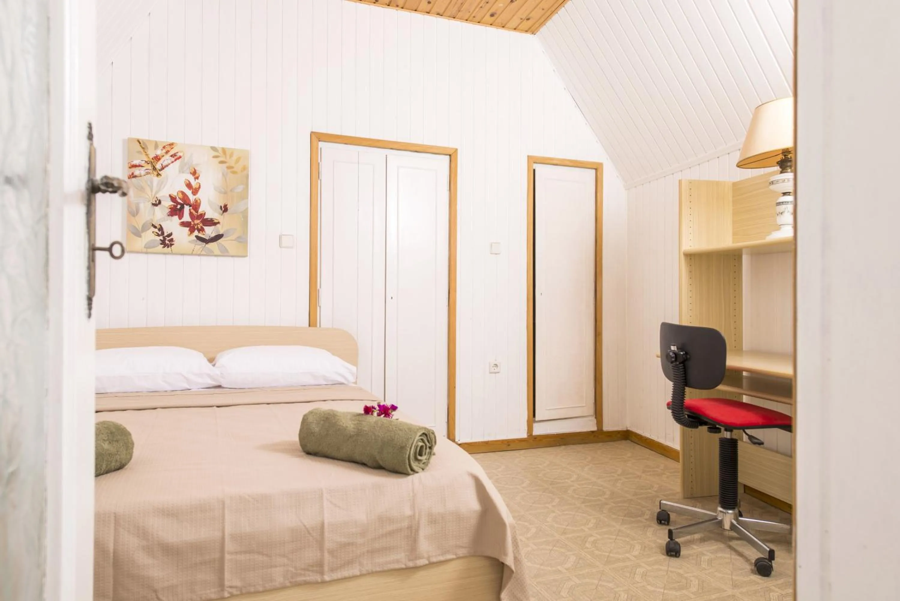 Photo of the whole room, Bed in Morning Star Traditional Houses