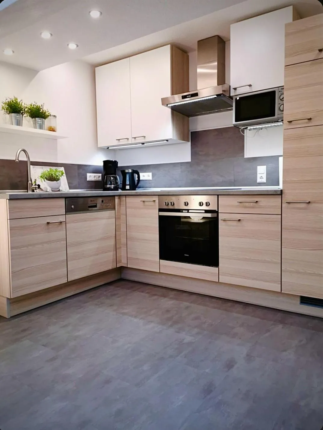 Decorative detail in Apartmenthaus Wertheim