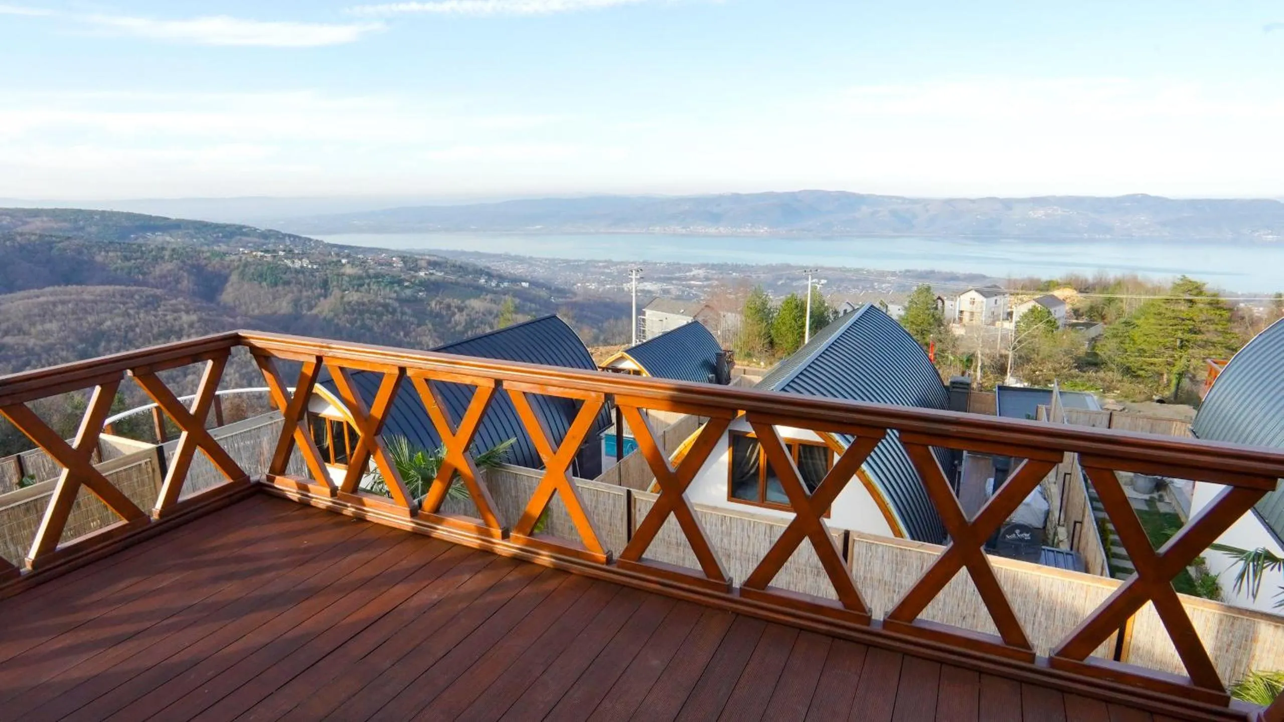 Lake view in Exclusive Hill Sapanca