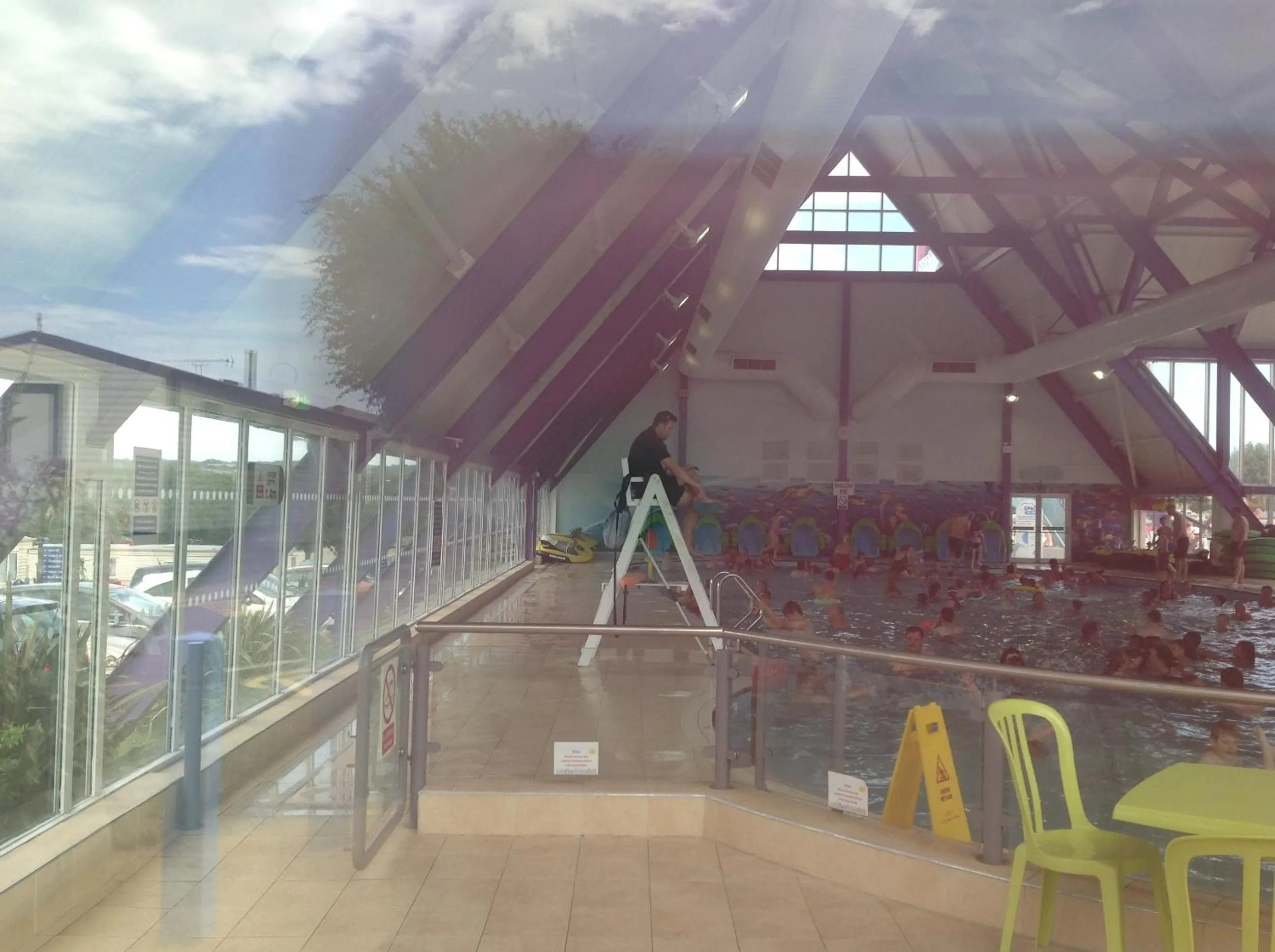 Day in Ritz Summerhouse