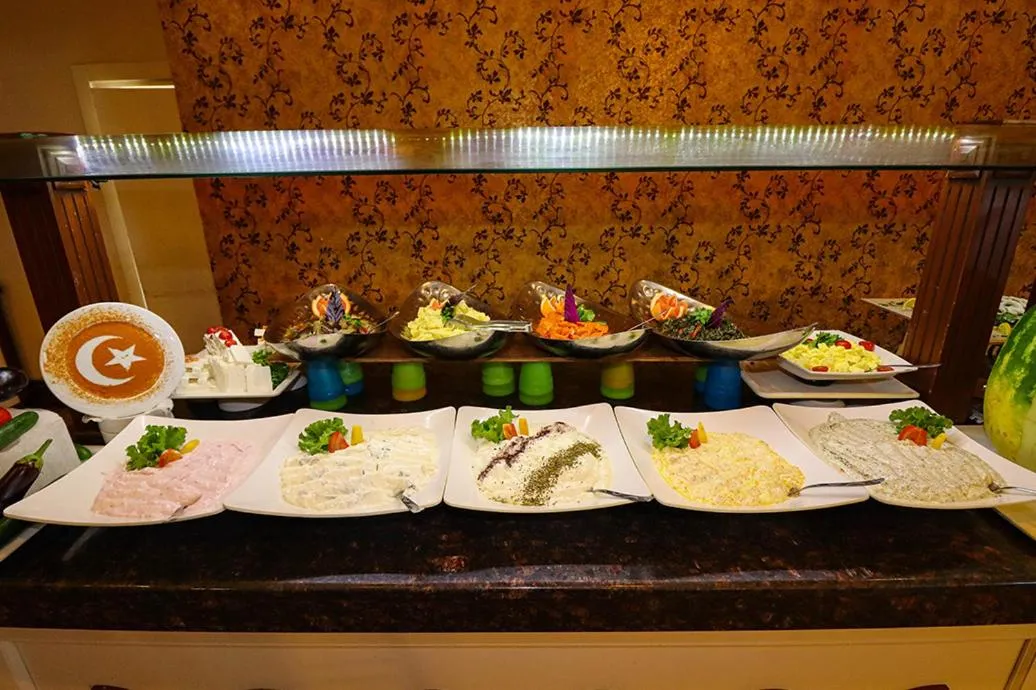 Restaurant/places to eat in Throne Beach Resort & Spa - Ultra All Inclusive