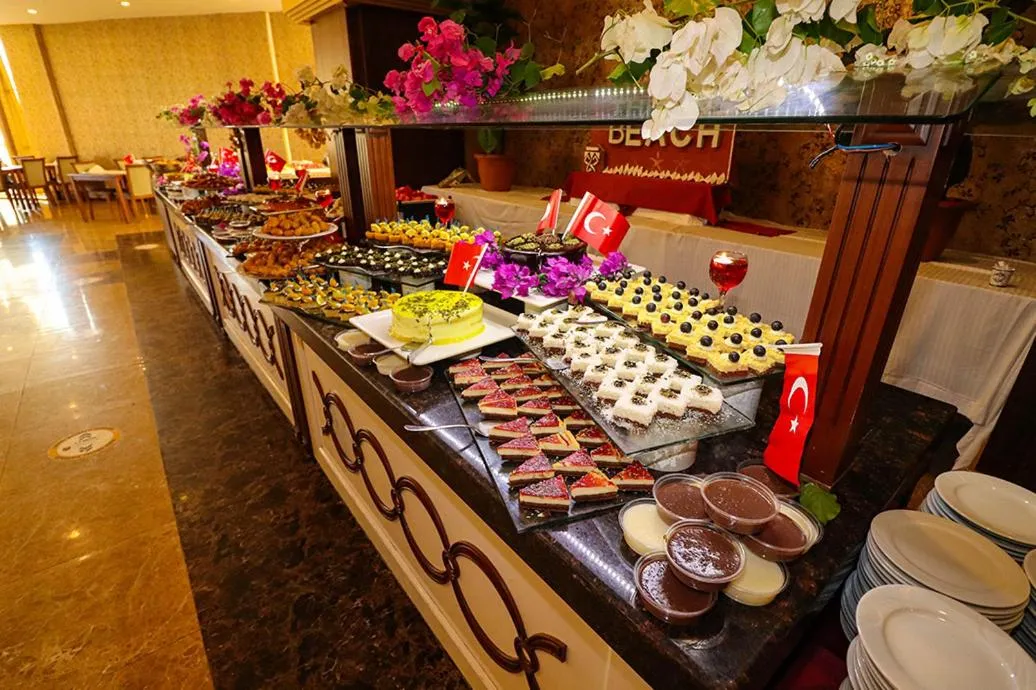 Restaurant/places to eat in Throne Beach Resort & Spa - Ultra All Inclusive