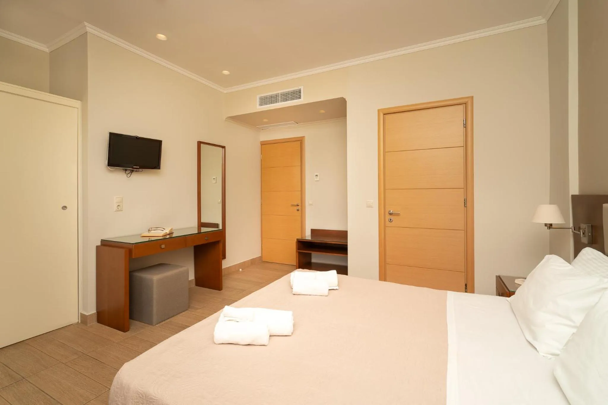 Bedroom, Bed in Niriides Luxury Villas