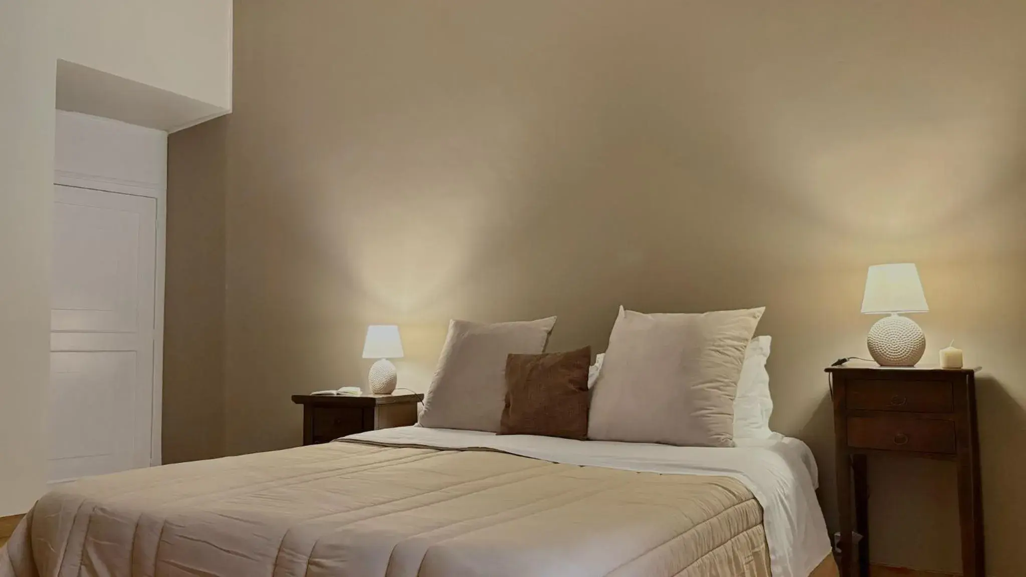 Double or Twin Room with Private External Bathroom in Nuovo Piccolo Gellia Double or Twin Room with Private External Bathroom in Nuovo Piccolo Gellia